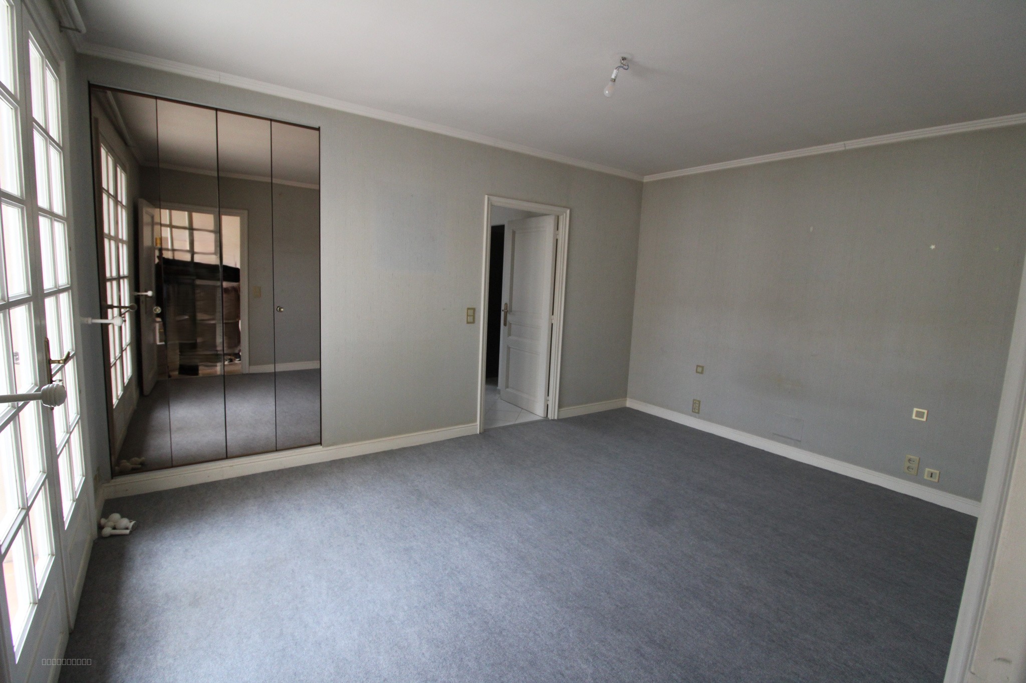 Limoux - Rare - Appartement d'exception de 202m2 habitable - Terrasse de 115m2 - Dans immeuble avec ascensseur — photo 10