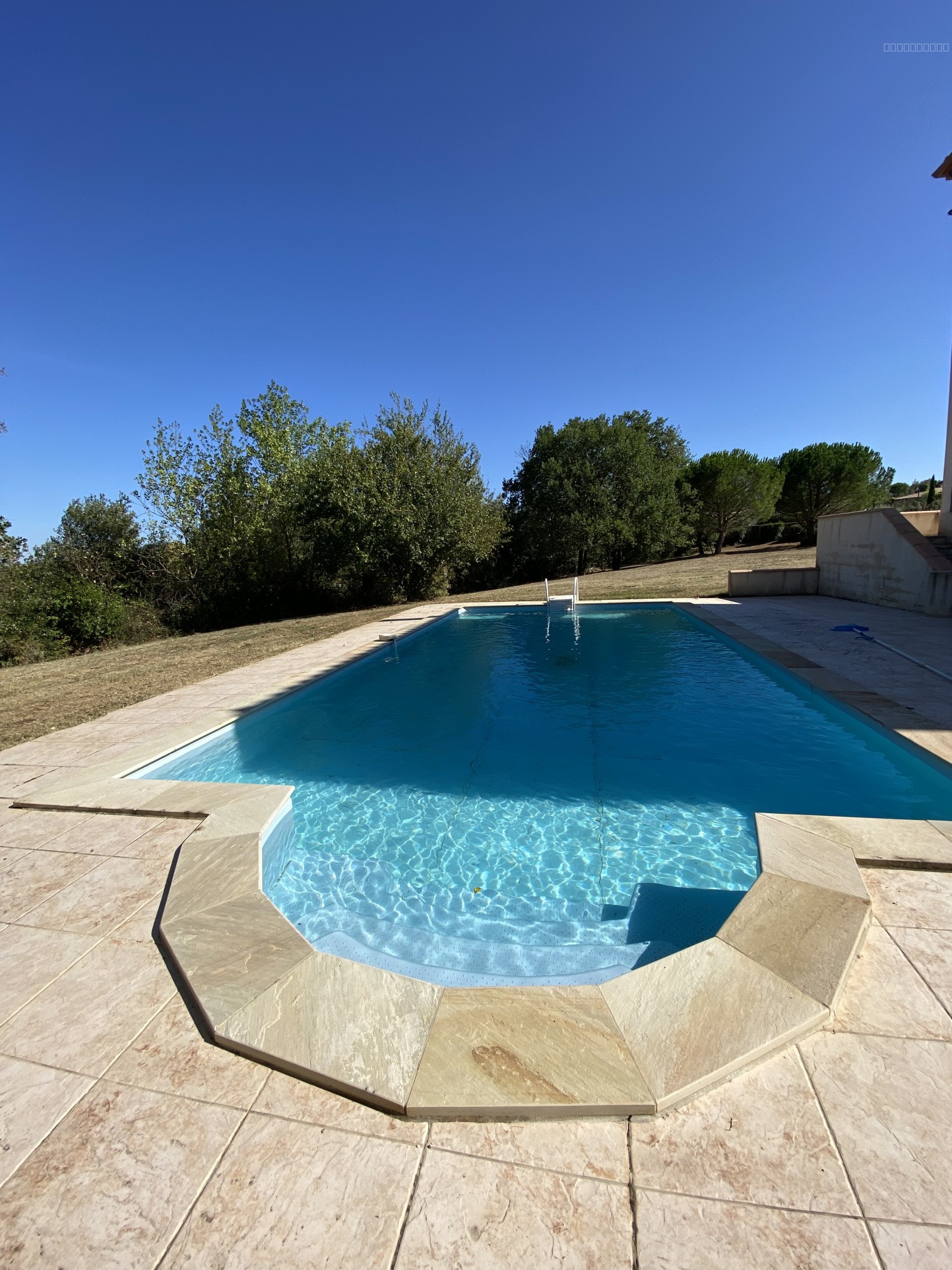 La Cavayère: magnifique maison avec piscine, terrasses et garage sur 3000 m2 de terrain — photo 3