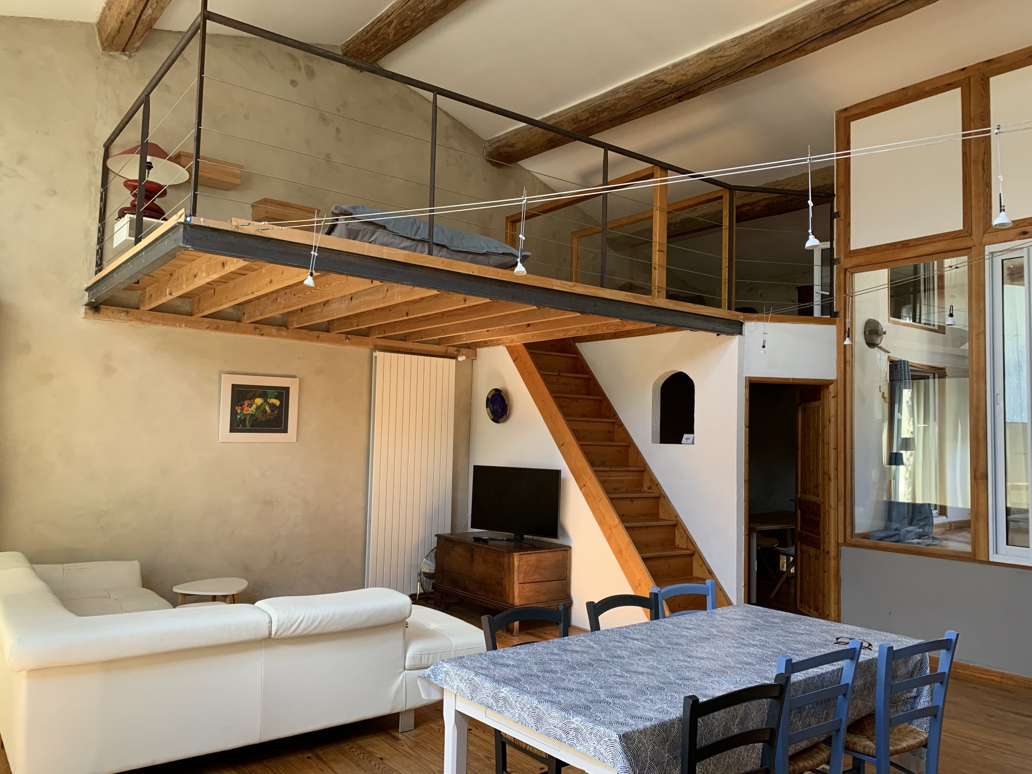 Au pied des remparts magnifique maison divisée en 3 logements avec garage — photo 2