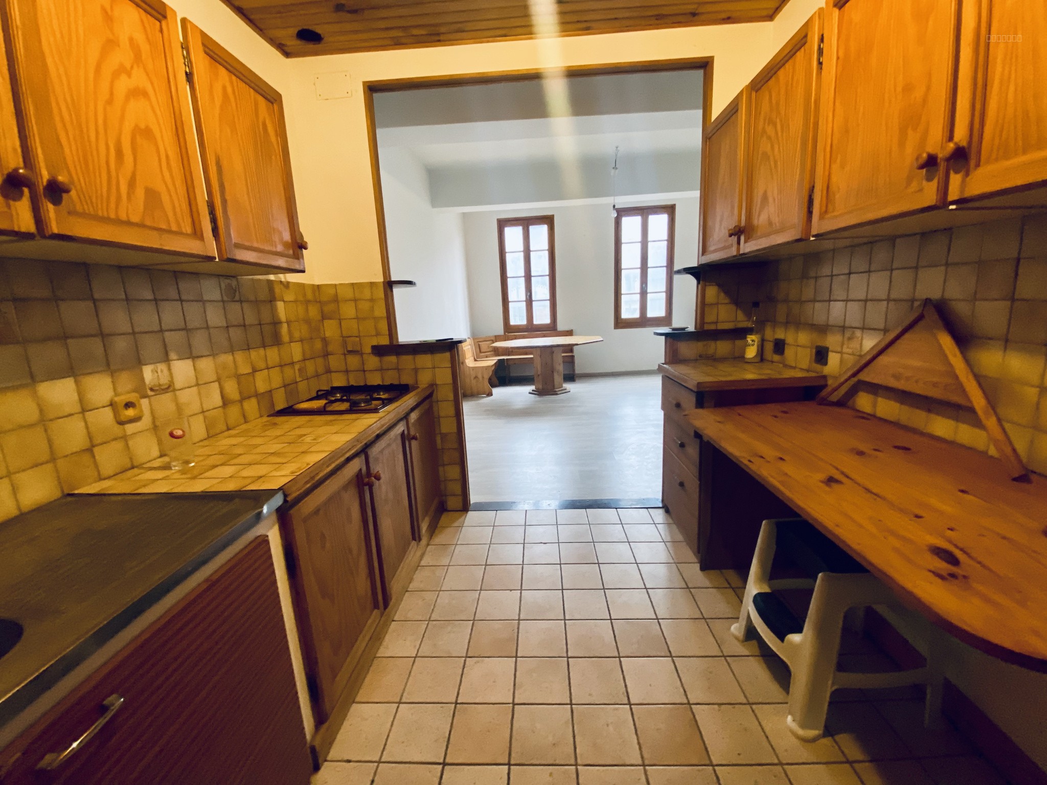 Centre de Castelnaudary Immeuble: 3 appartements, jardin, local commercial et cave — photo 13