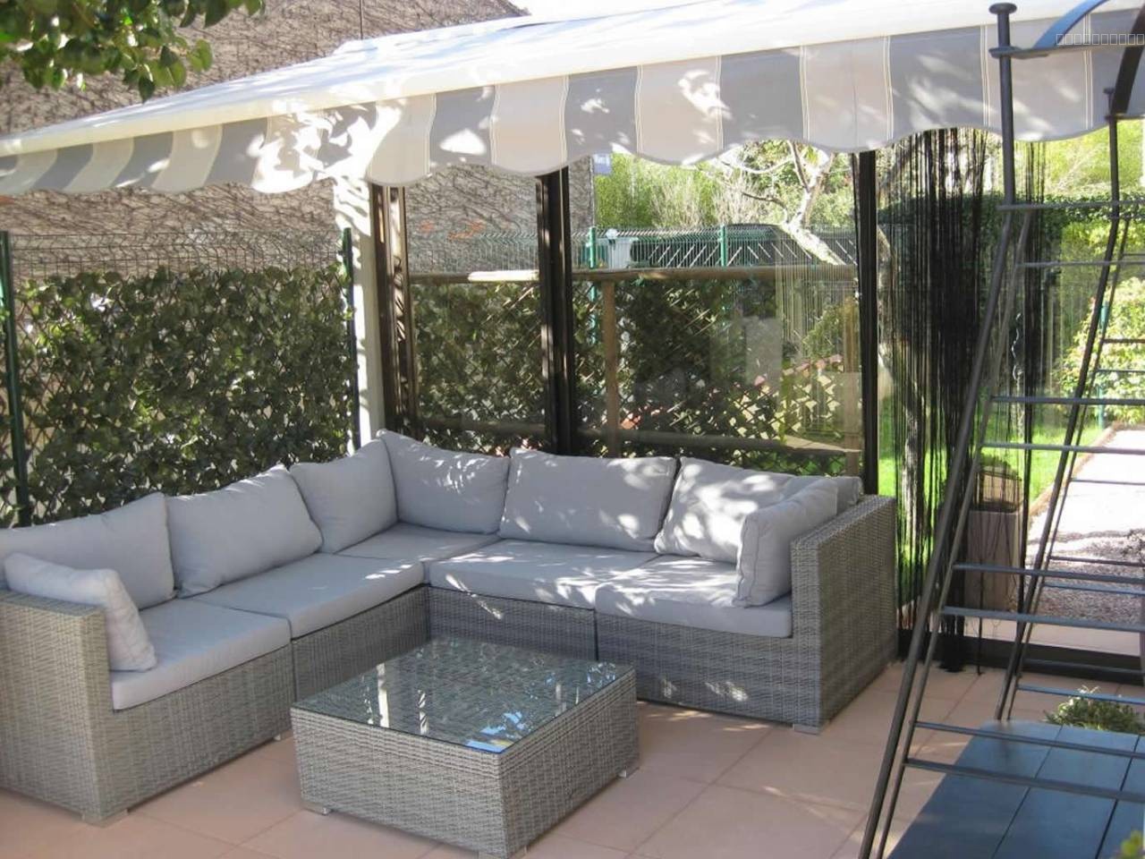 CARCASSONNE - PROCHE CITE - VILLA  AVEC PISCINE & JARDIN + STUDIO INDEPENDANT — photo 3