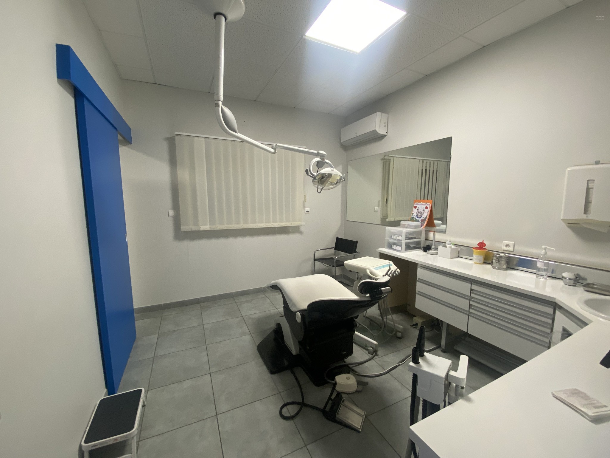 INVESTISSEMENT: Cabinet médical avec Parking/ vendu loué — photo 9