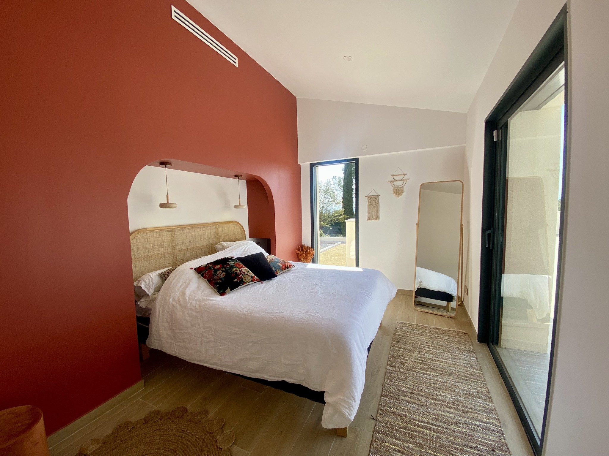 CARCASSONNE NORD: Magnifique villa de 350 m2 habitable, piscines et dépendance sur 4500 m2 de terrain — photo 20