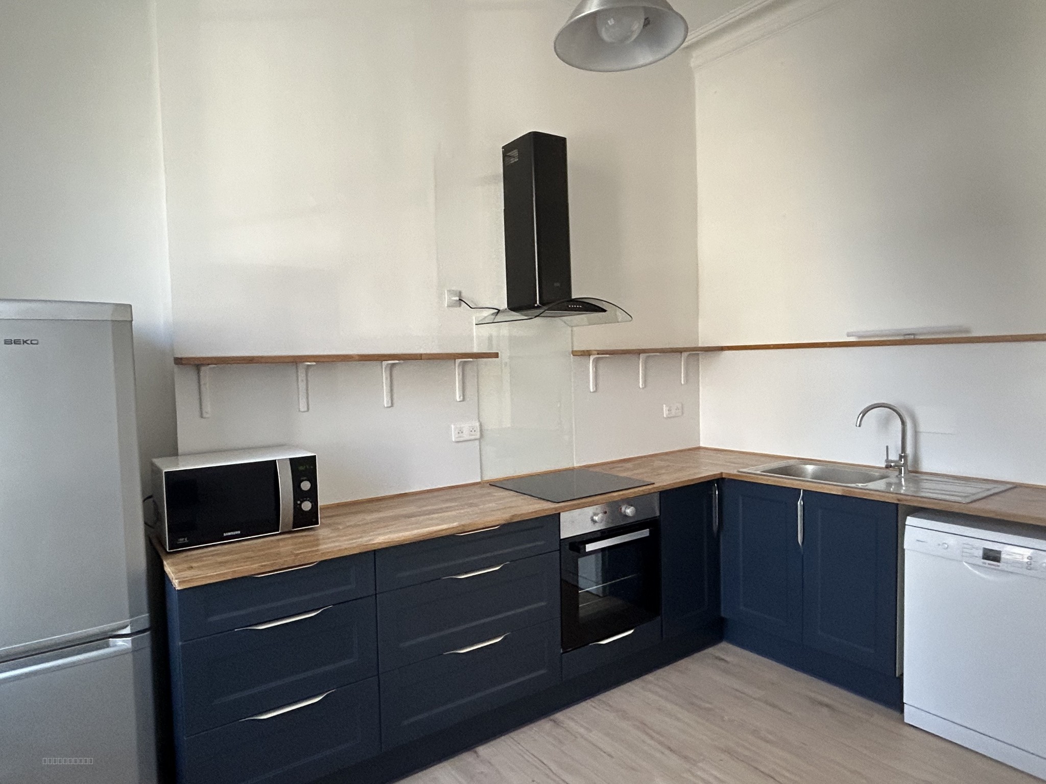 REFAIT A NEUF - CARCASSONNE - T3 -  - PARKING AERIEN — photo 6