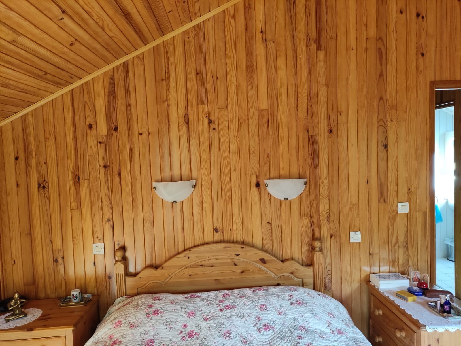 Chalet de 90 m2 dans un golf à LACHAPELLE AUZAC 46200 — photo 10