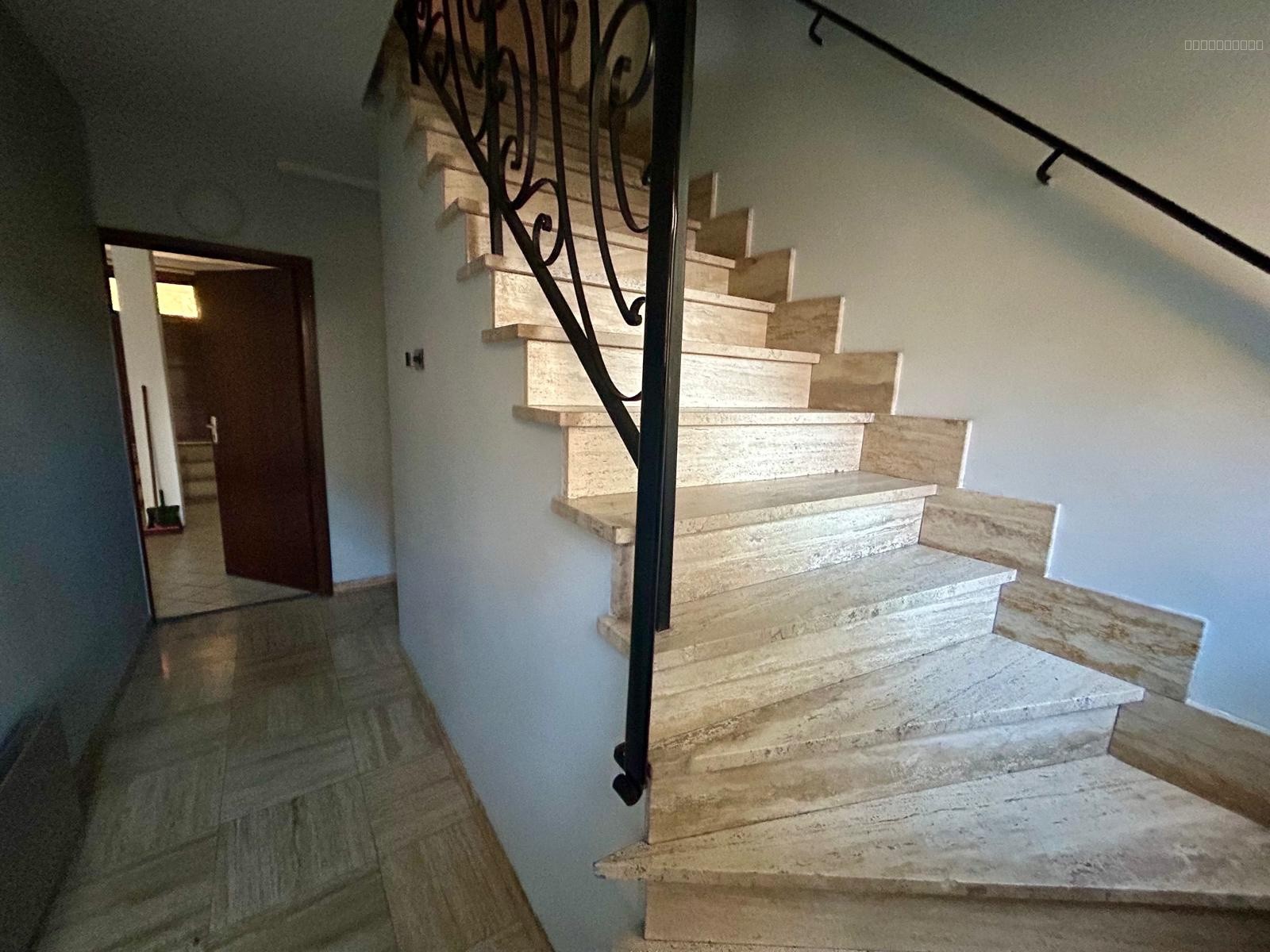 maison de village avec 2 logements à Payrac 46350 — photo 3