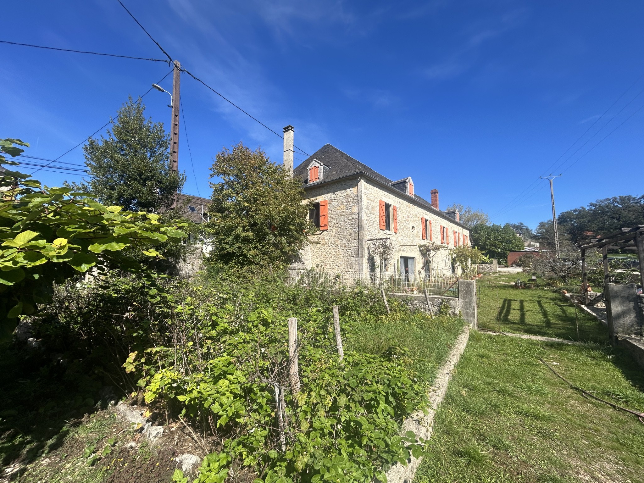Maison en pierre avec gîte et grand terrain   Cressensac (Lot) — photo 17