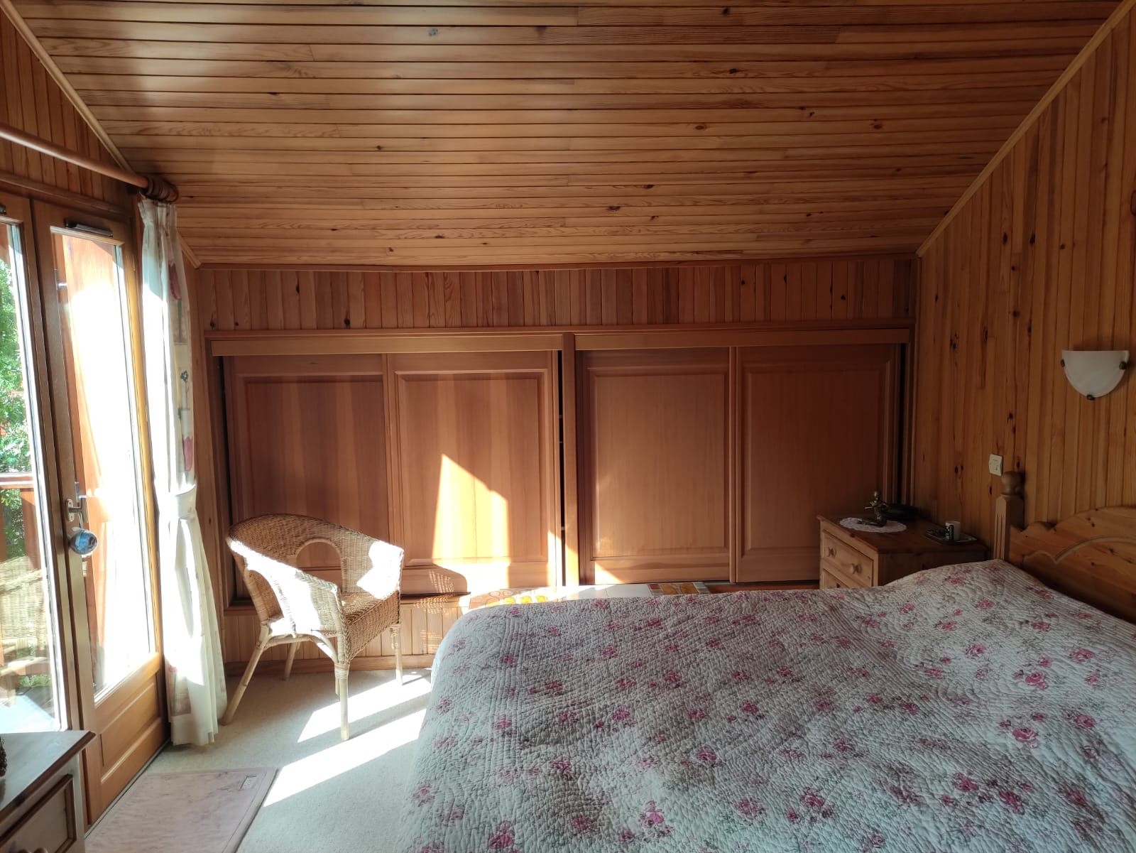 Chalet de 90 m2 dans un golf à LACHAPELLE AUZAC 46200 — photo 6