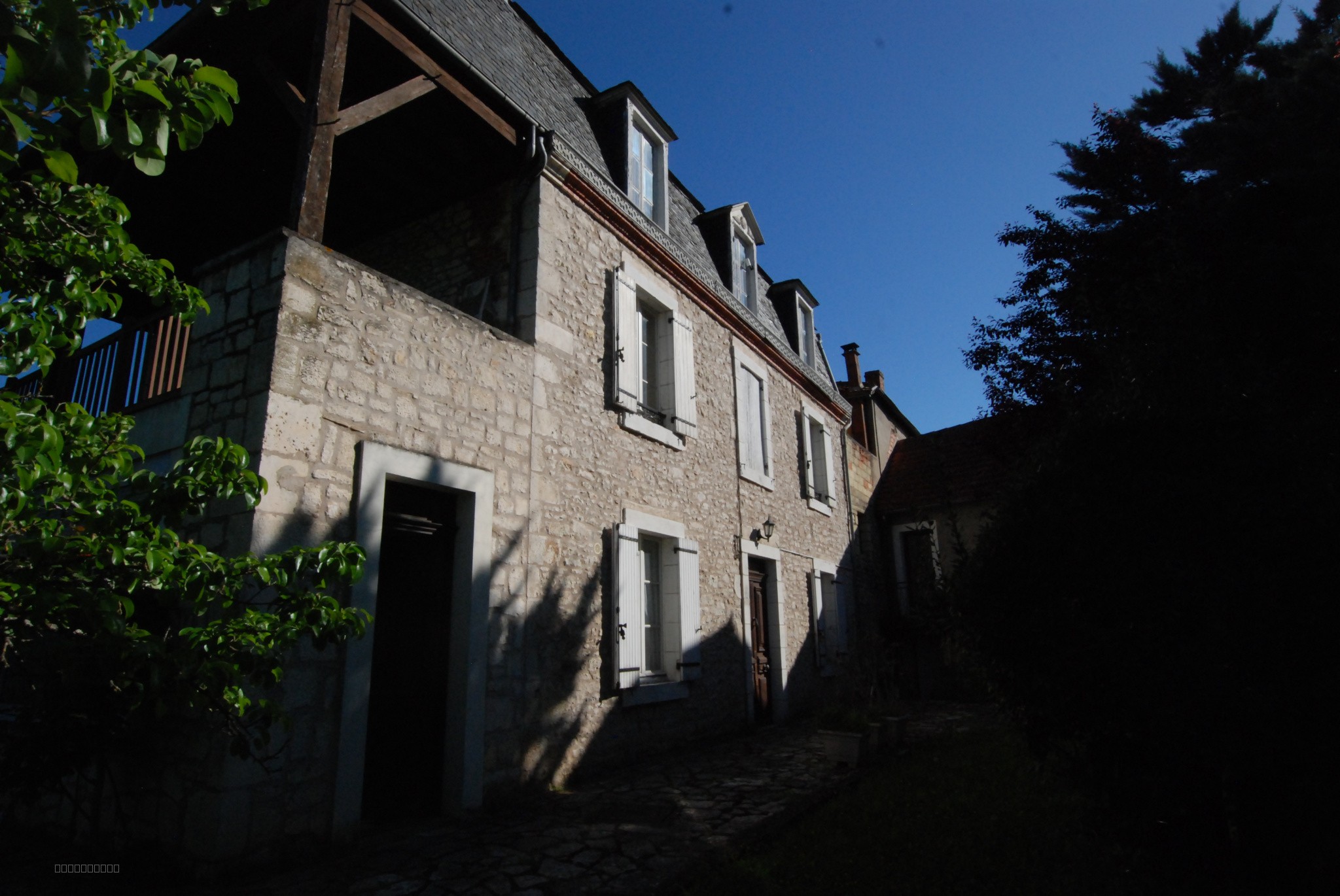 VENTE maison de 6 pièces (270 m2) et d'un local commercial à SOUILLAC — photo 2