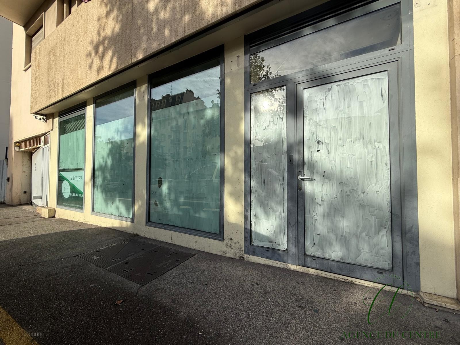 Location local commercial   Avenue de la Californie — photo 2