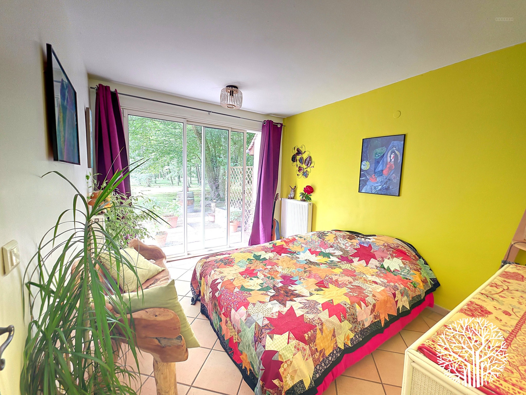 Superbe propriété forestière avec maison familiale et studio indépendant — photo 11