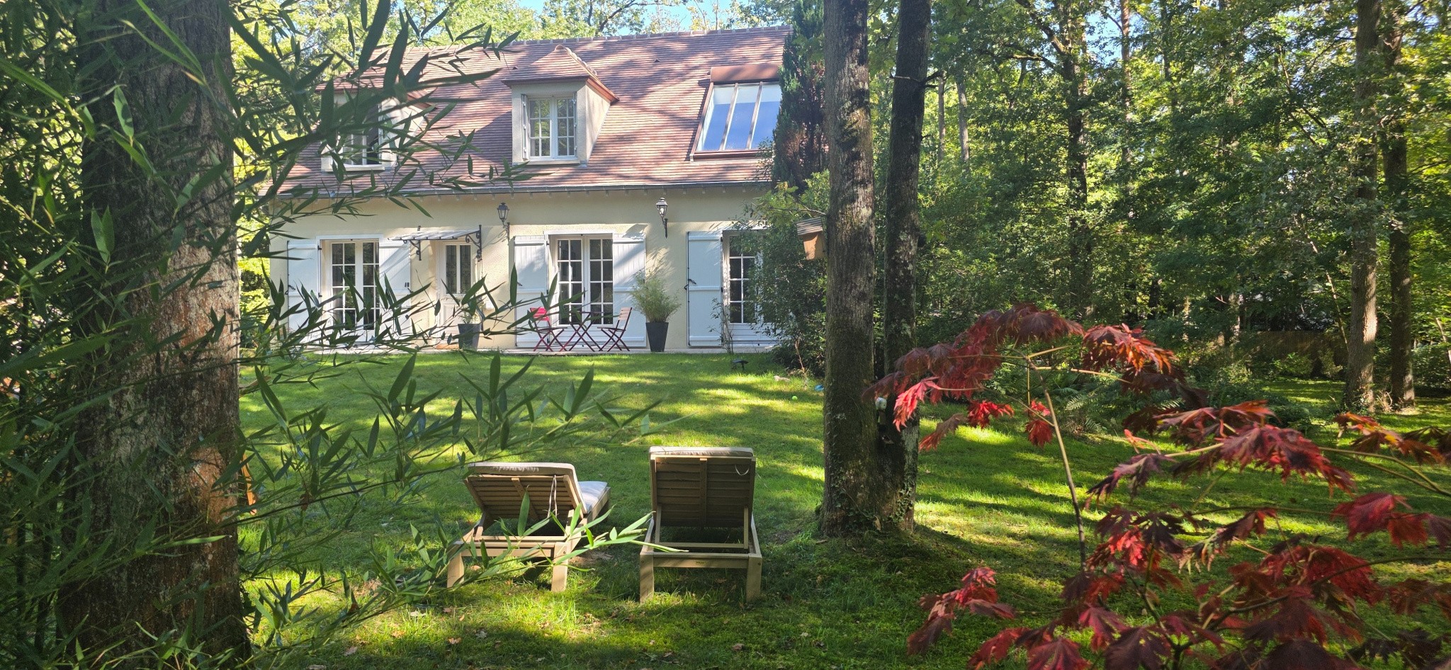 MAISON D'EXCEPTION AU CALME ABSOLU À NOISY-SUR-ÉCOLE - JARDIN FORESTIER — photo 4