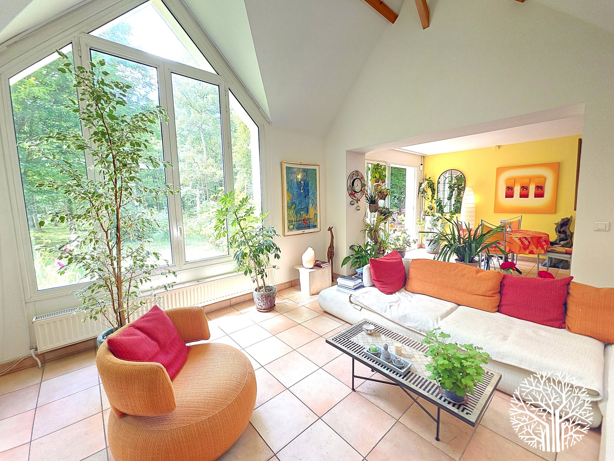 Superbe propriété forestière avec maison familiale et studio indépendant — photo 10