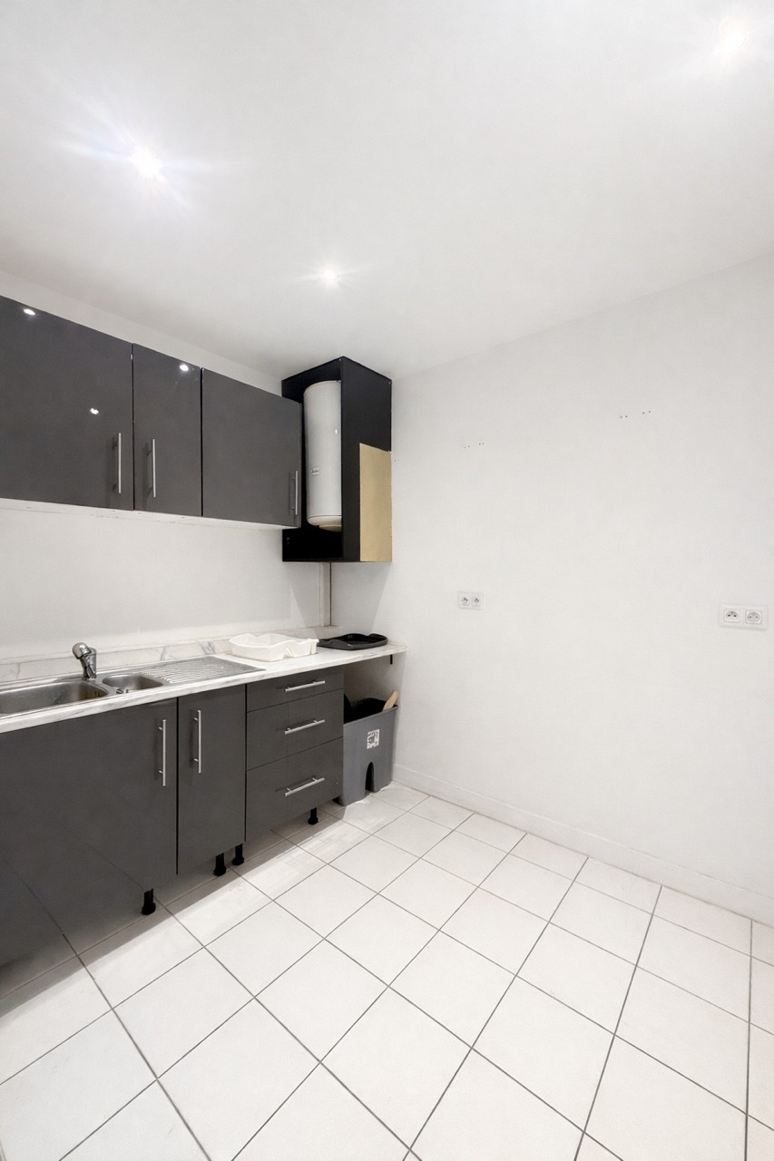 A Louer - Bureaux 70m2 - Montreuil — photo 4