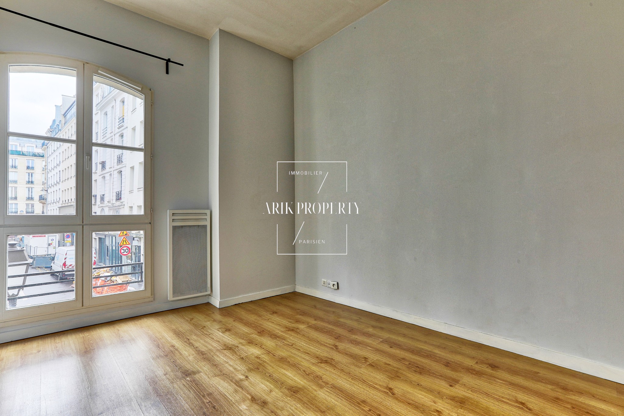 APPARTEMENT 2 PIECES DE 53 M2 - RUE SAINT-DENIS — photo 10