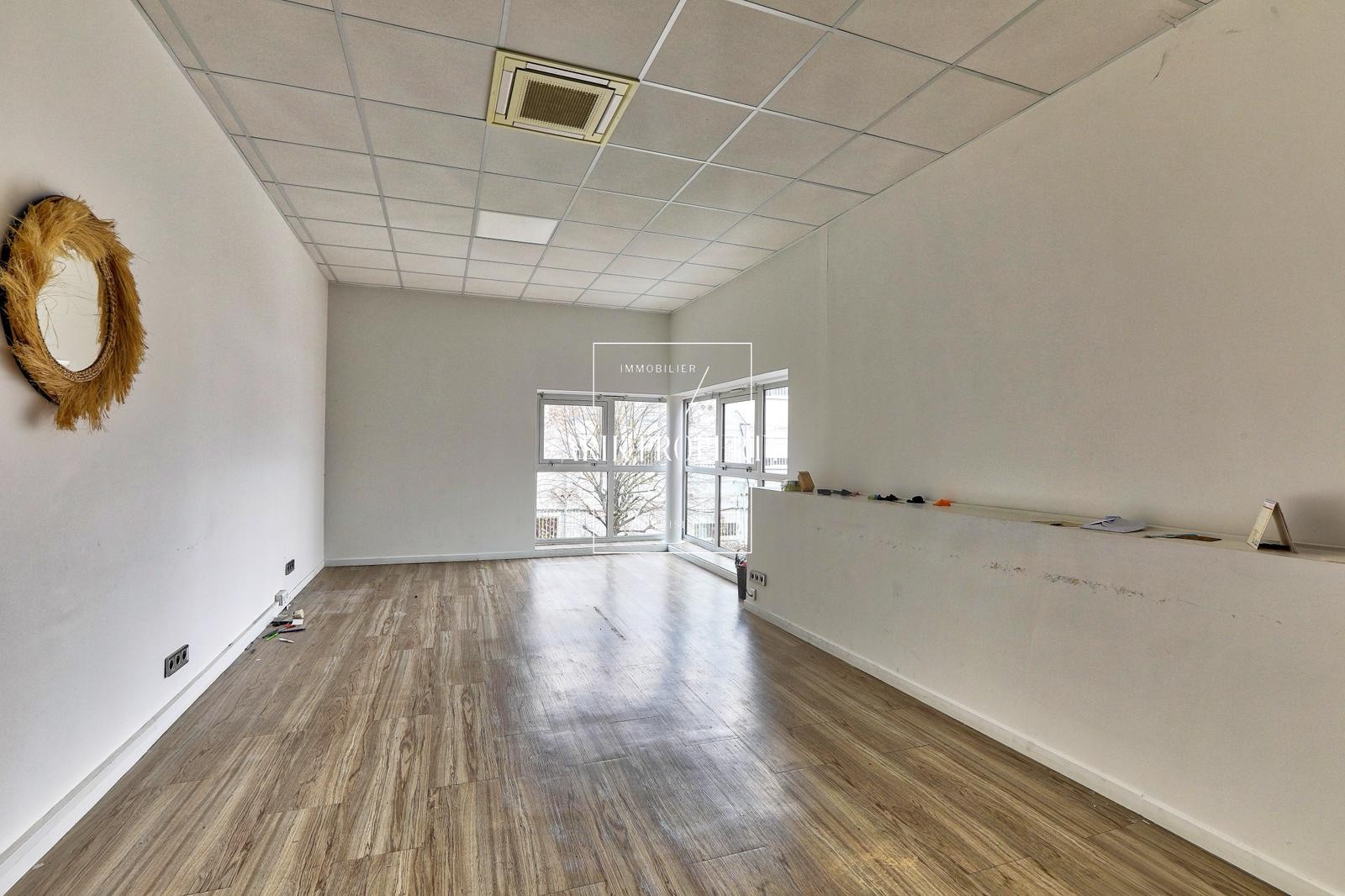 Bureau à louer   160 m2   Montreuil (Rue de Rosny) (DISPONIBLE AUSSI EN 120 m2 ) — photo 8