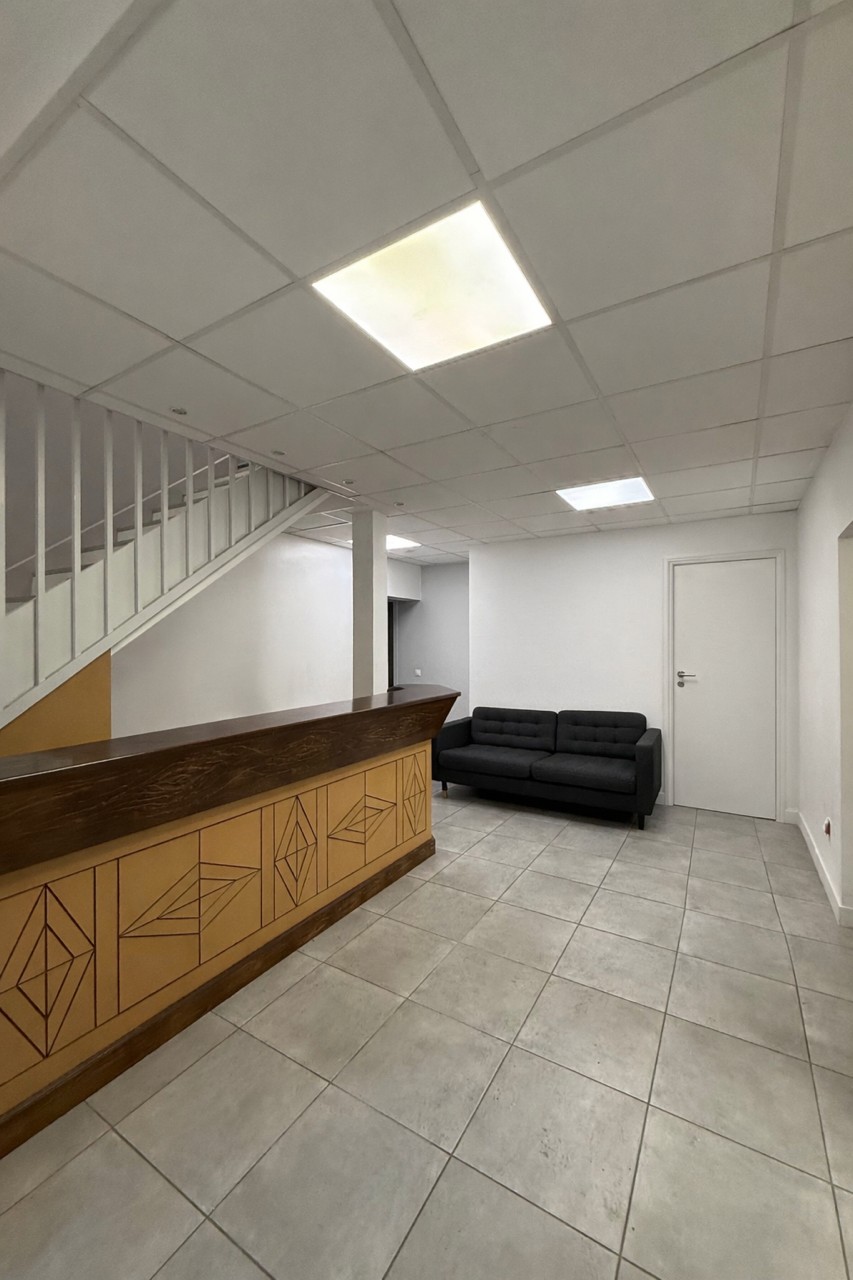 A Louer - Bureaux 70m2 - Montreuil — photo 5