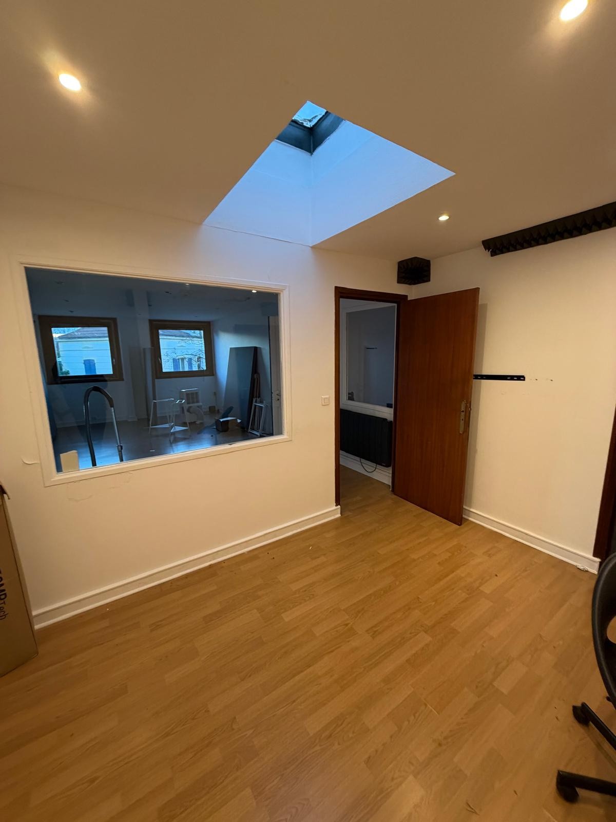 À louer   Bureaux indépendants de 50 m2   Avenue d’Arromanche, Saint-Aur-des-Fausses — photo 2