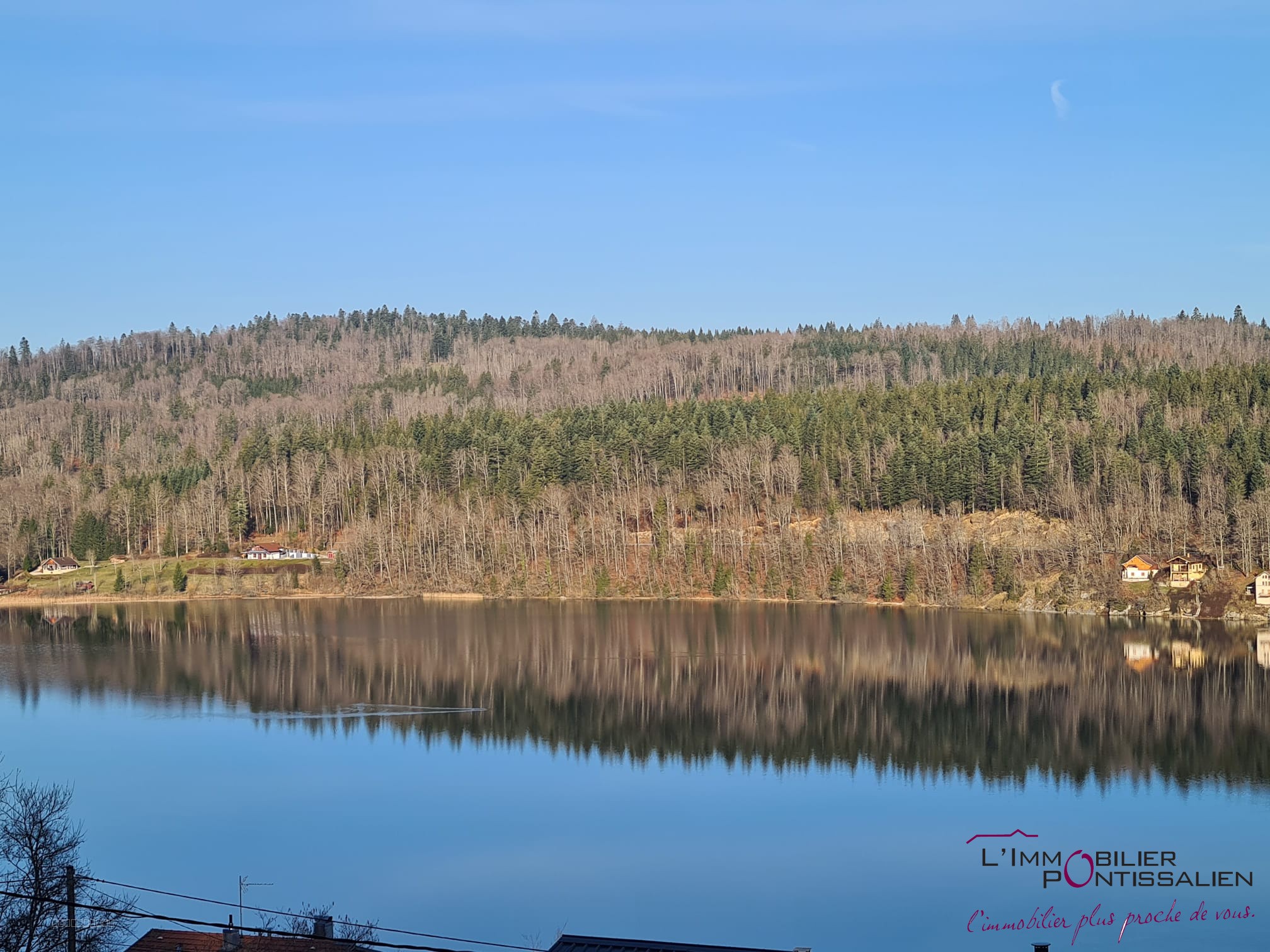 Terrain d'excéption constructible sur le lac — photo 4