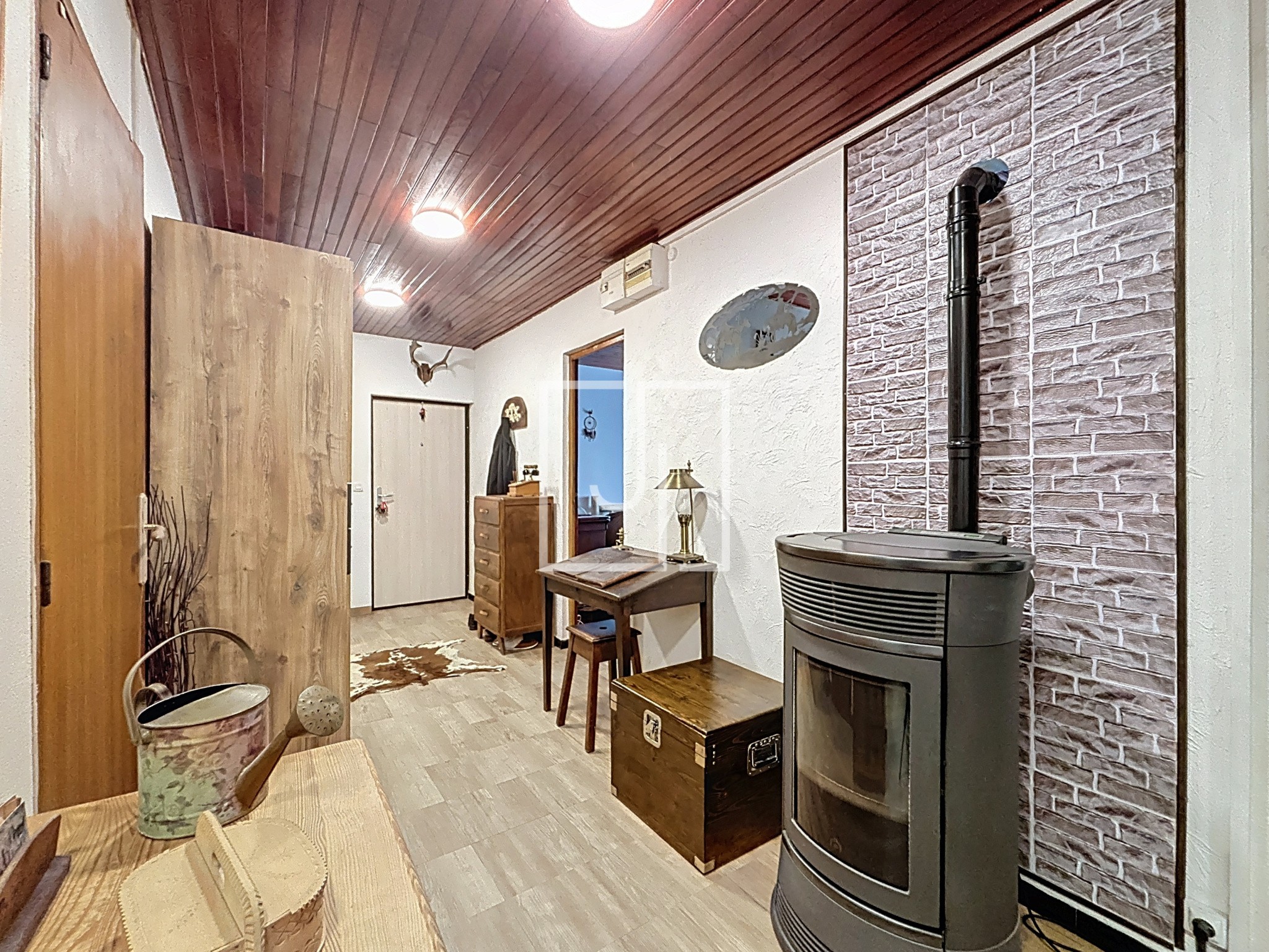 À vendre   Charmant appartement de 78 m2 avec parcelle 200 m2, garage à Barcelonnette (04400) — photo 13