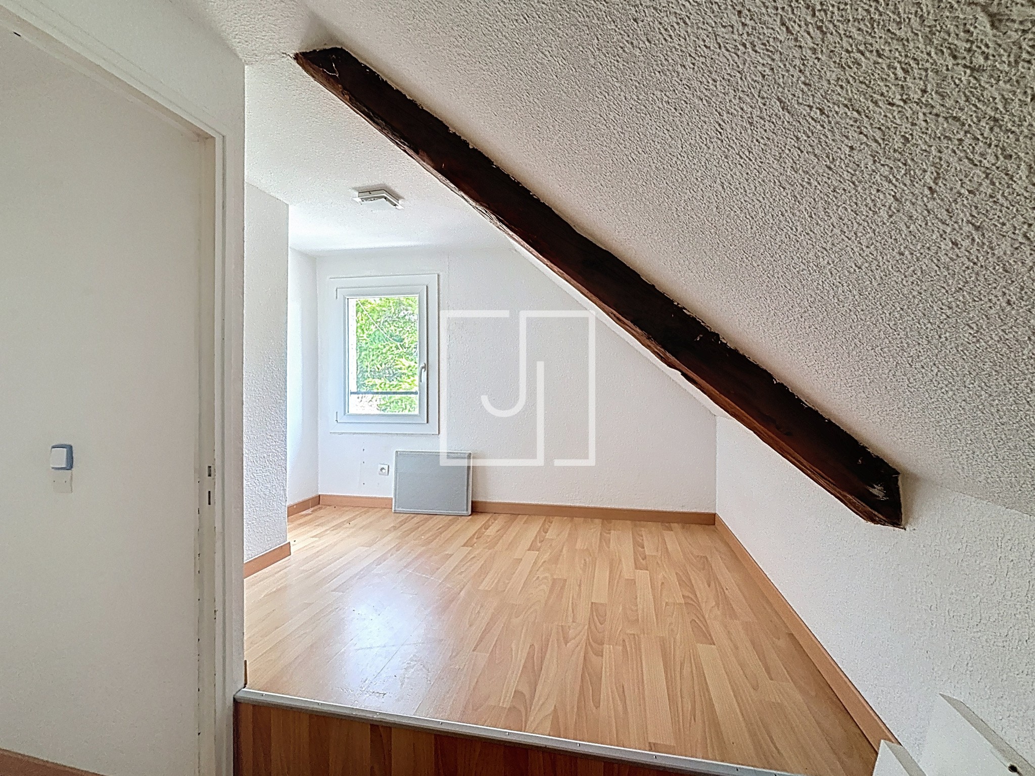 À vendre   Maison composée de plusieurs logements aux Thuiles (04200)   Alpes-de-Haute-Provence — photo 7