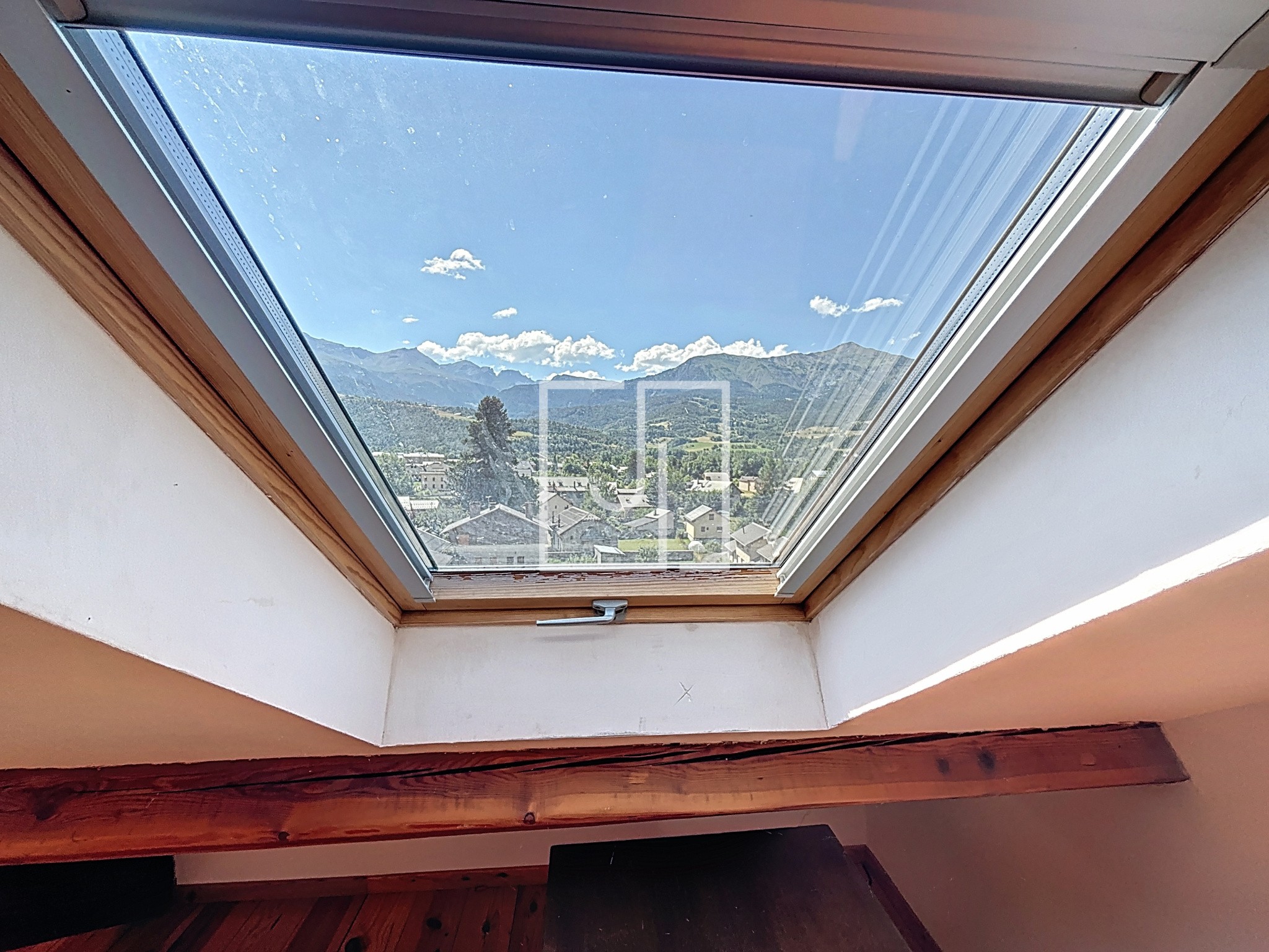 Appartement T3 à vendre avec vue imprenable à Jausiers (04850) — photo 11