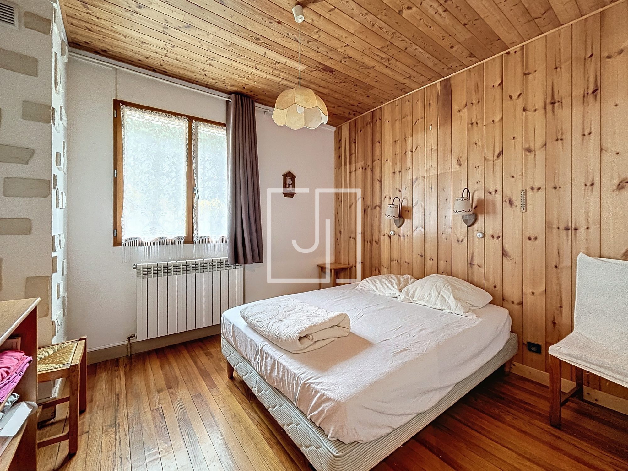 MAISON 7 PIECES VUE MONTAGNES LA CONDAMINE CHATELARD — photo 7