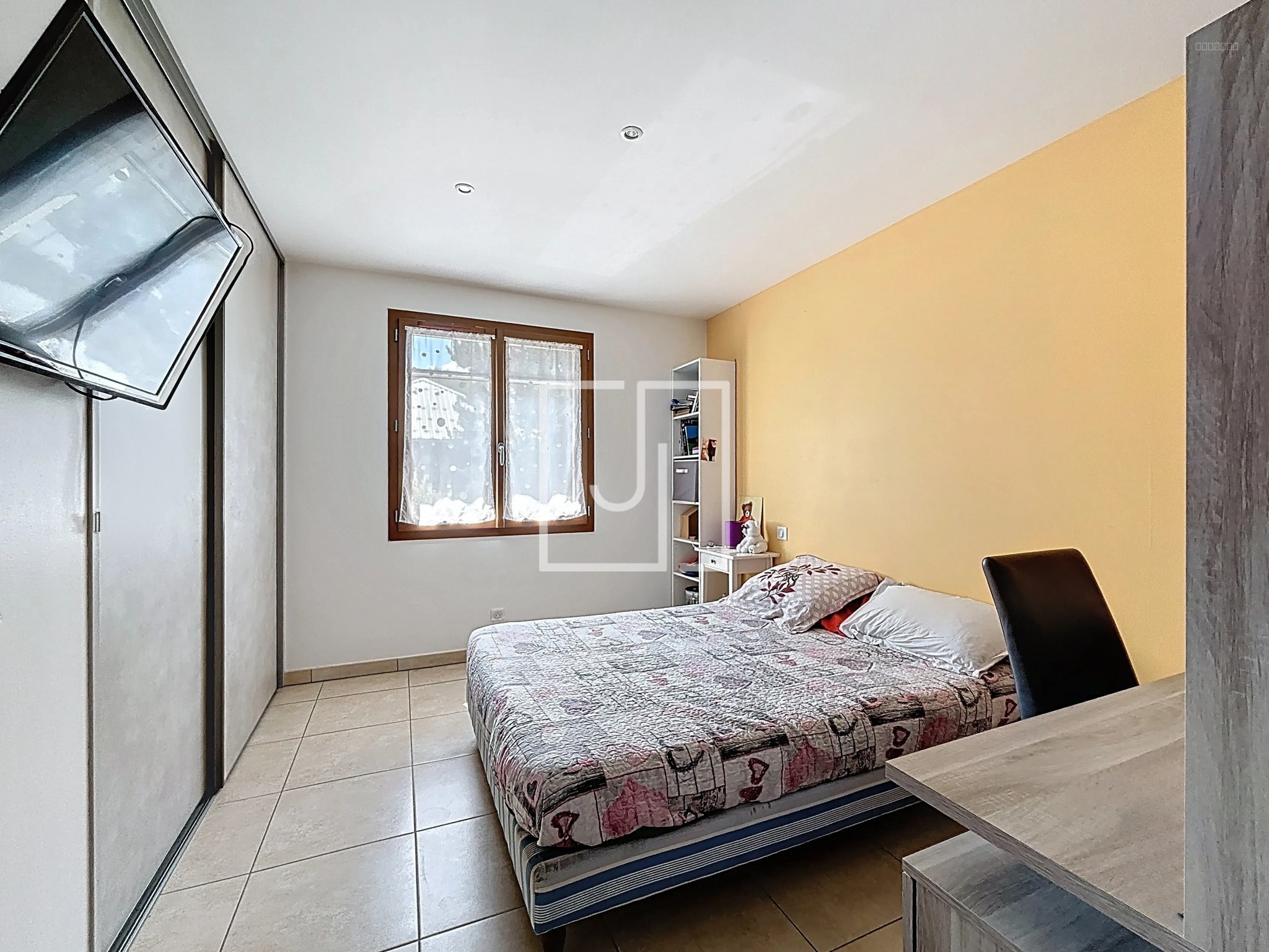 Maison T5 à acheter avec terrasse et jardin à Jausiers — photo 9