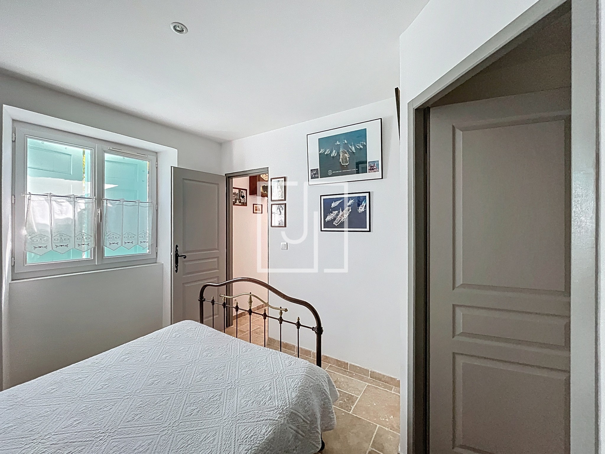 À vendre à La Condamine-Châtelard : appartement avec jardin et vue entièrement rénové — photo 11