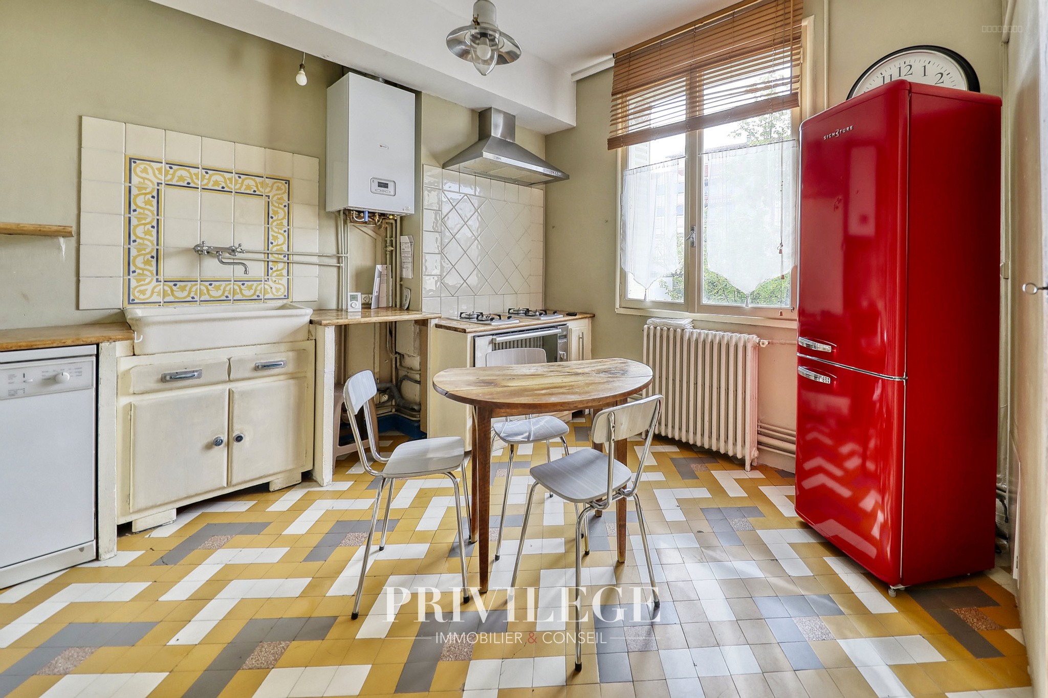 SATHONAY-CAMP, Charmant Appartement des Années 30 - 140 m2 habitable — photo 13