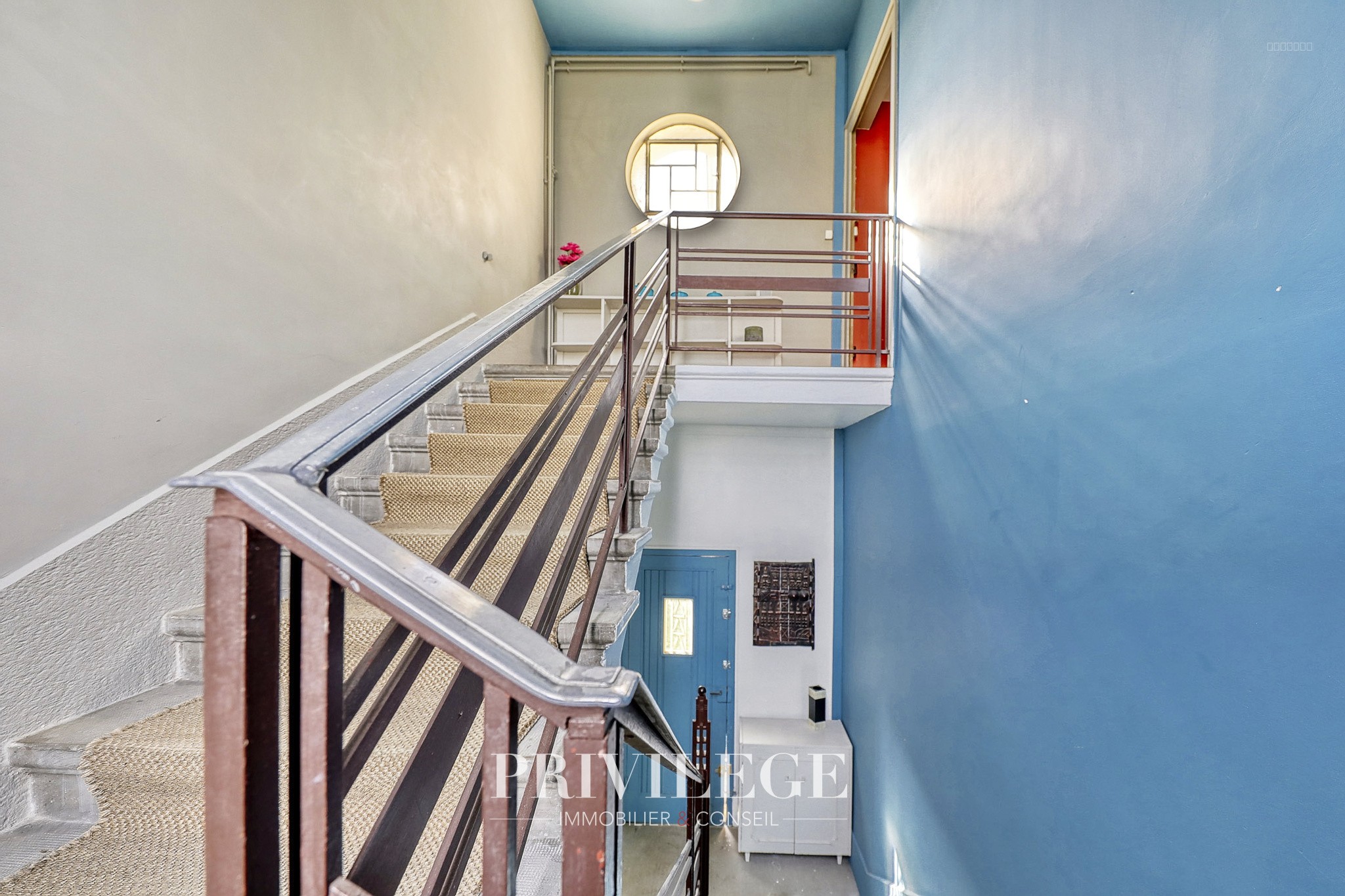 SATHONAY-CAMP, Charmant Appartement des Années 30 - 140 m2 habitable — photo 9