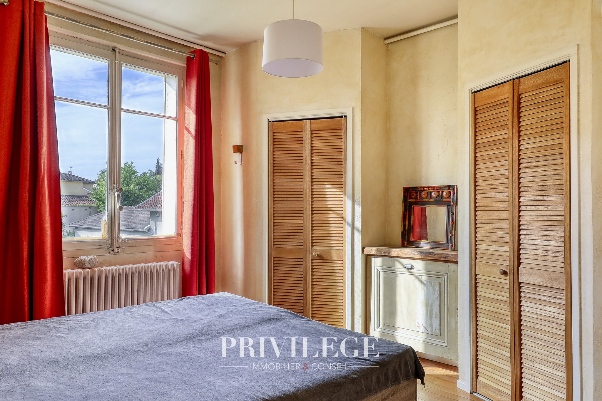SATHONAY-CAMP, Charmant Appartement des Années 30 - 140 m2 habitable — photo 14