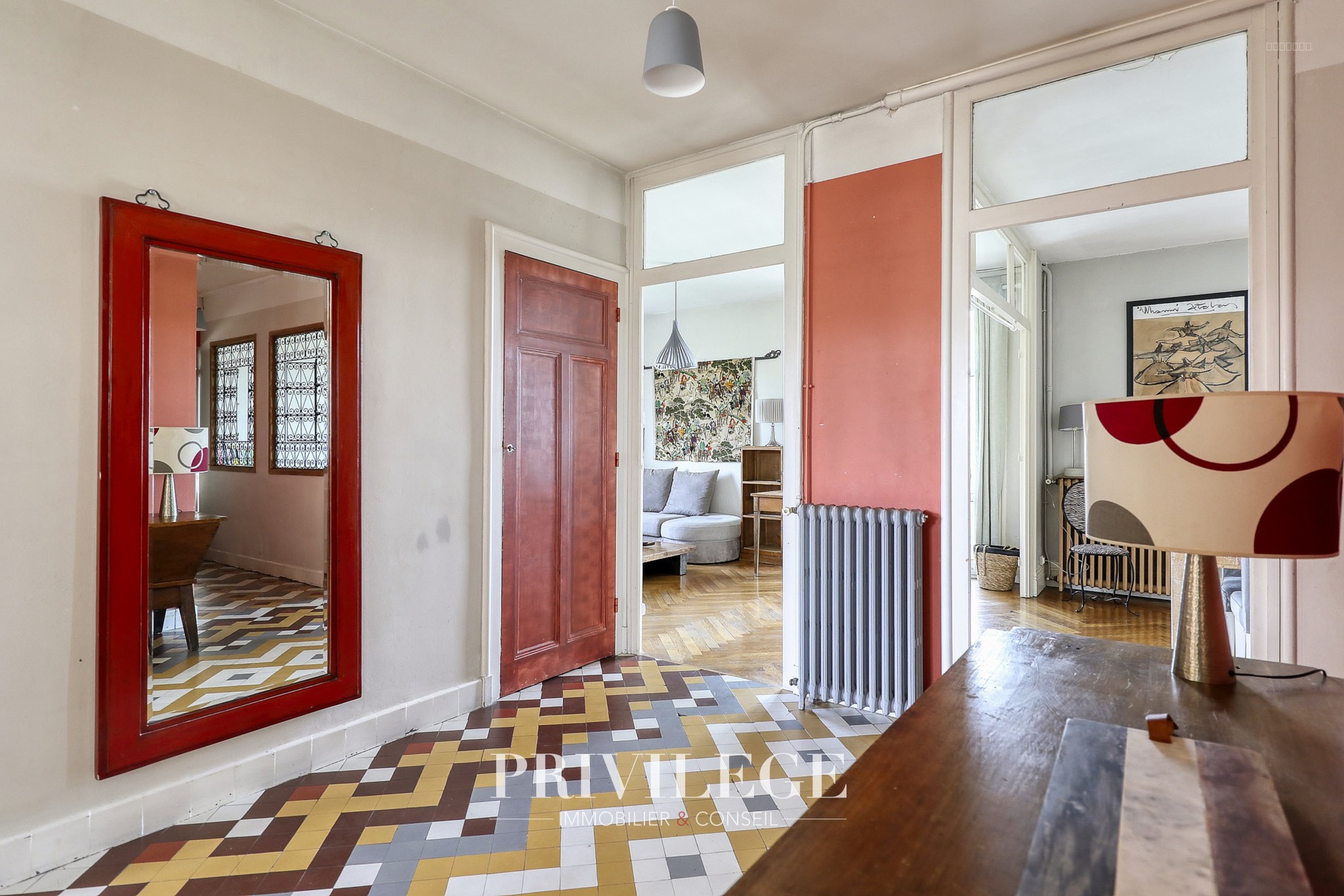 SATHONAY-CAMP, Charmant Appartement des Années 30 - 140 m2 habitable — photo 7