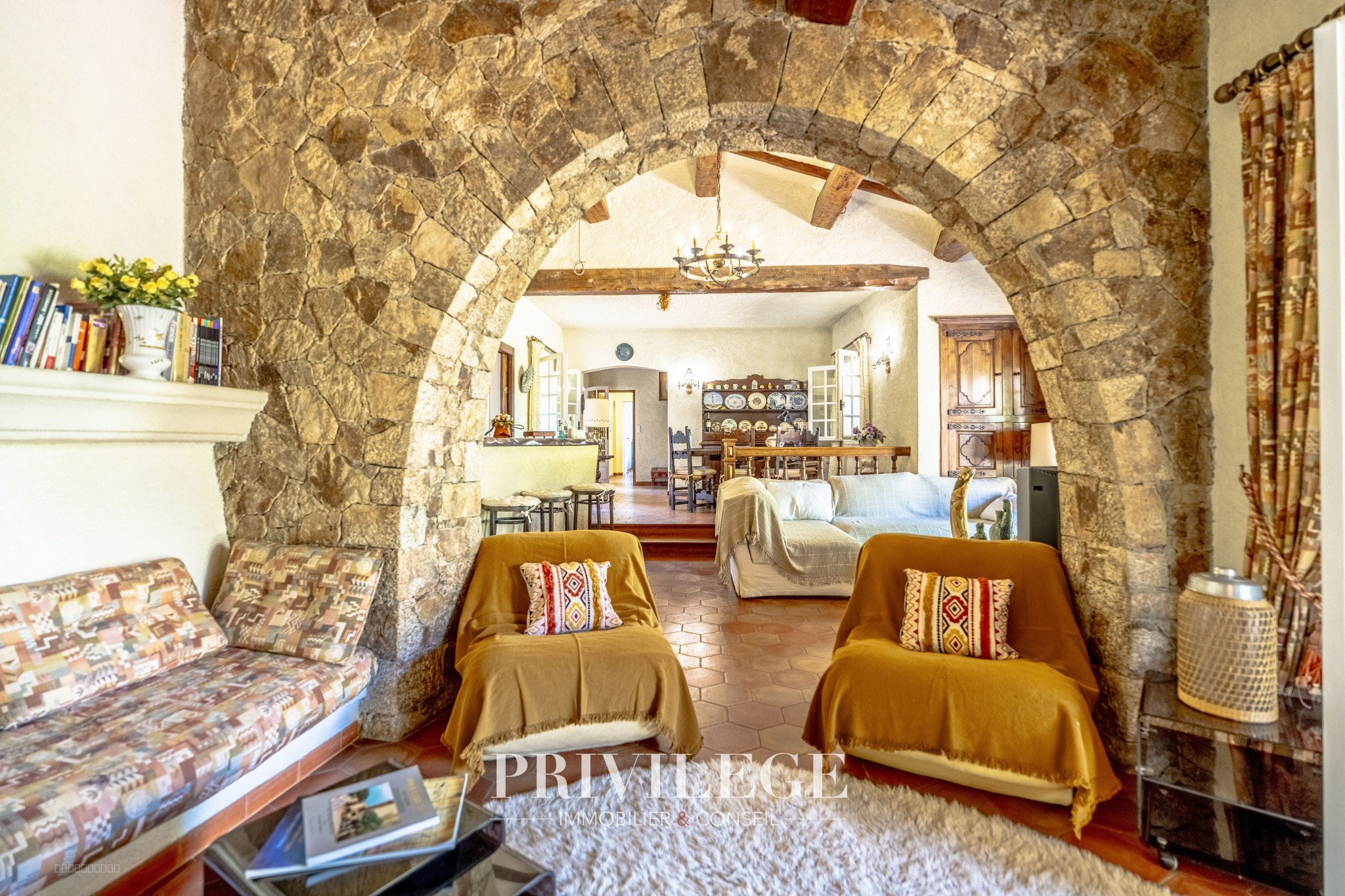 Propriété d'exception comprenant 2 maisons sur 4 ha - Puget sur argens — photo 8
