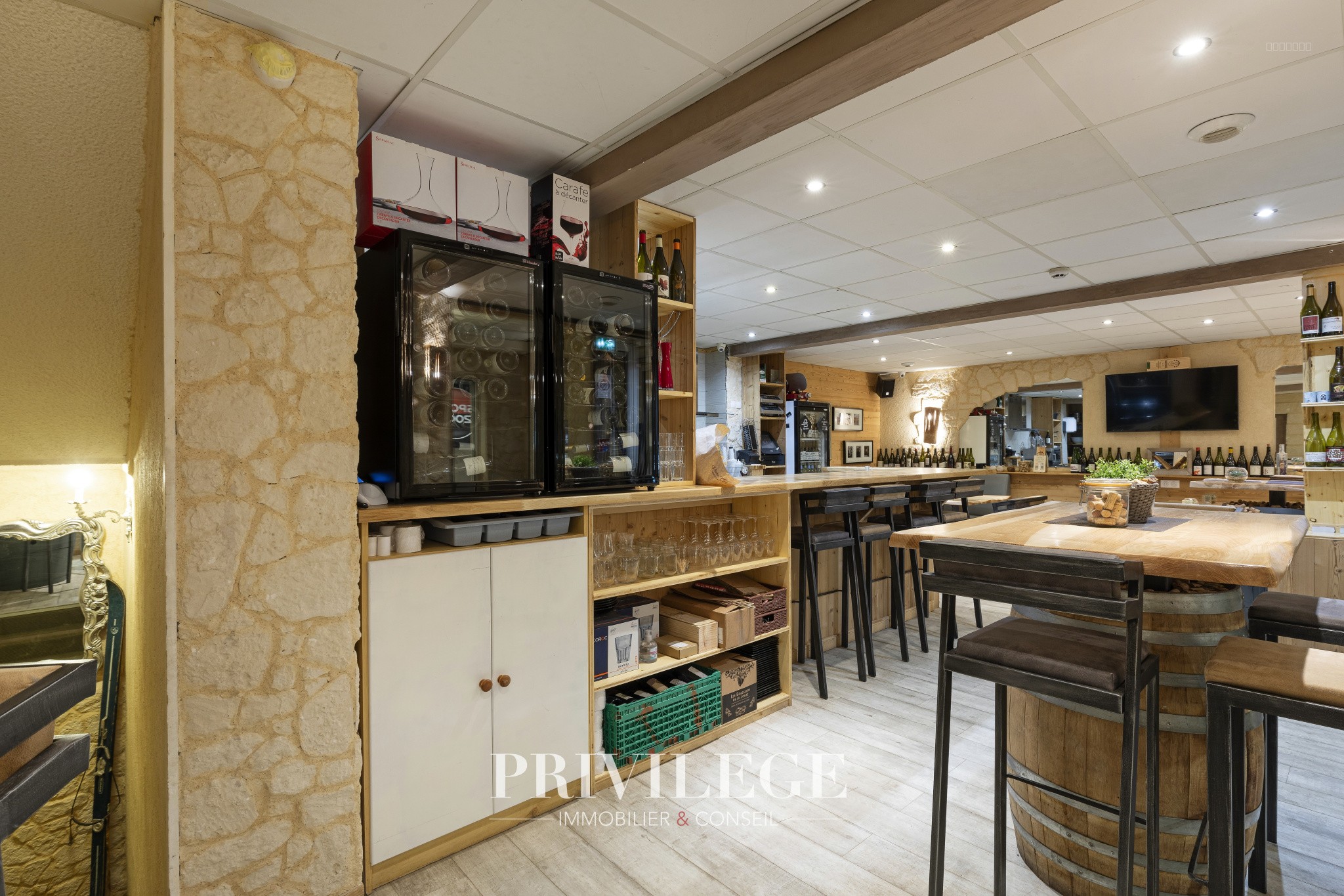 Bar à vin   Salon de thé   crêperie, au cœur d’une des plus belles stations des Alpes du Sud. — photo 5