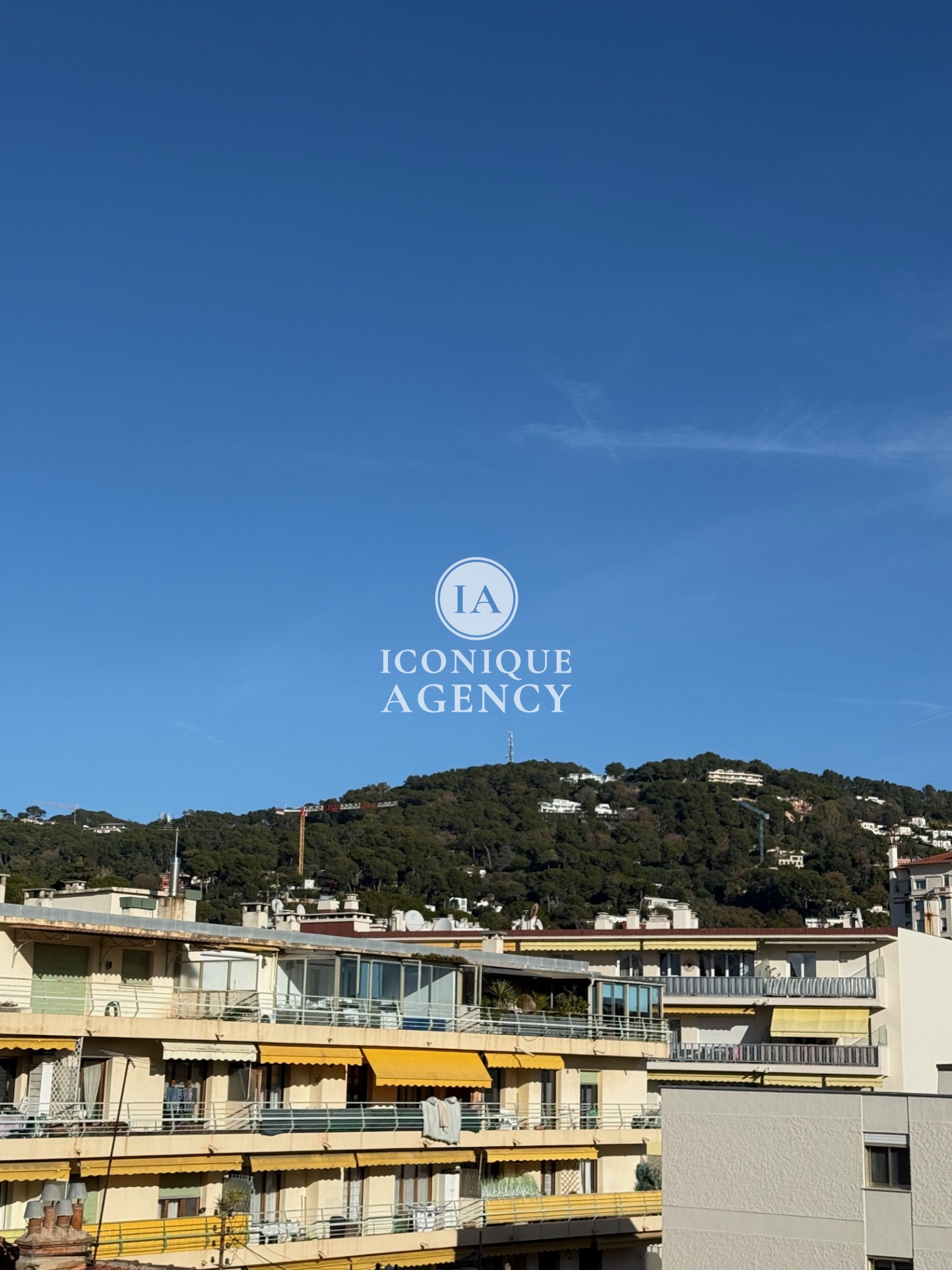 Type 1\2 pièces de 30m2 avec balcon   Quartier Prado — photo 8