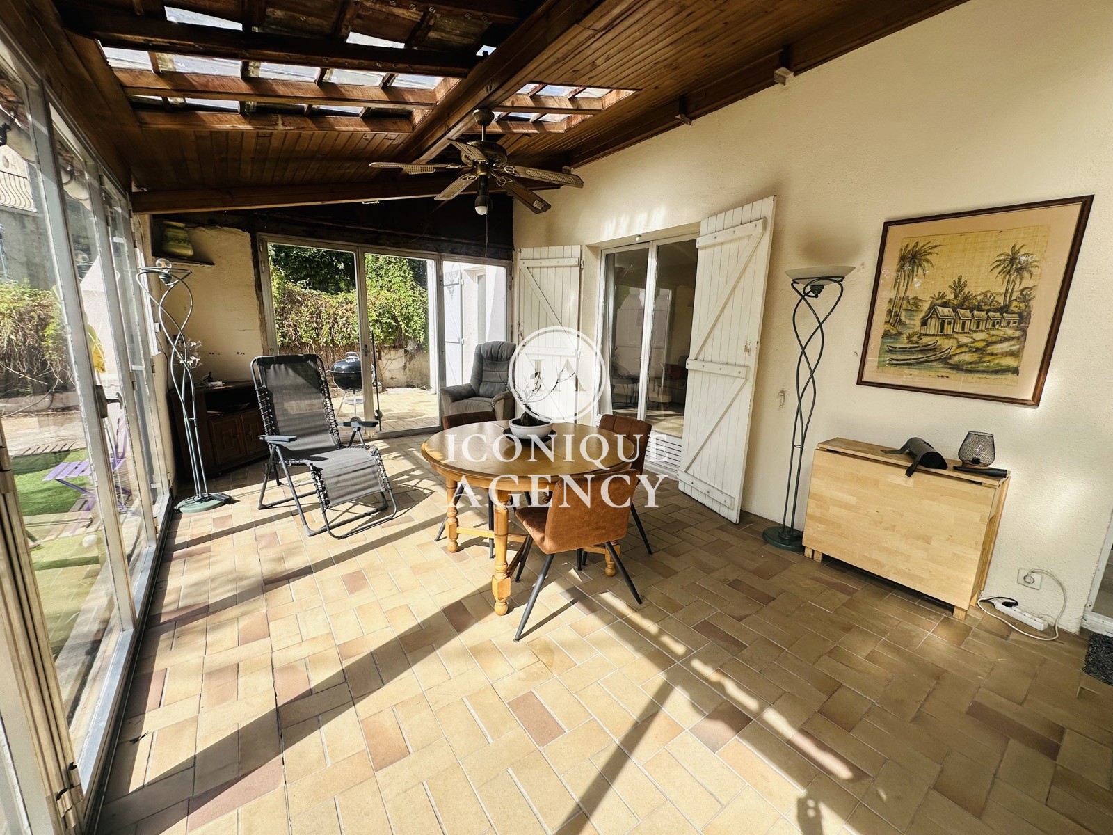 À VENDRE  EN EXCLU  MAISON INDIVIDUELLE À MOUGINS   À RAFRAÎCHIR — photo 2