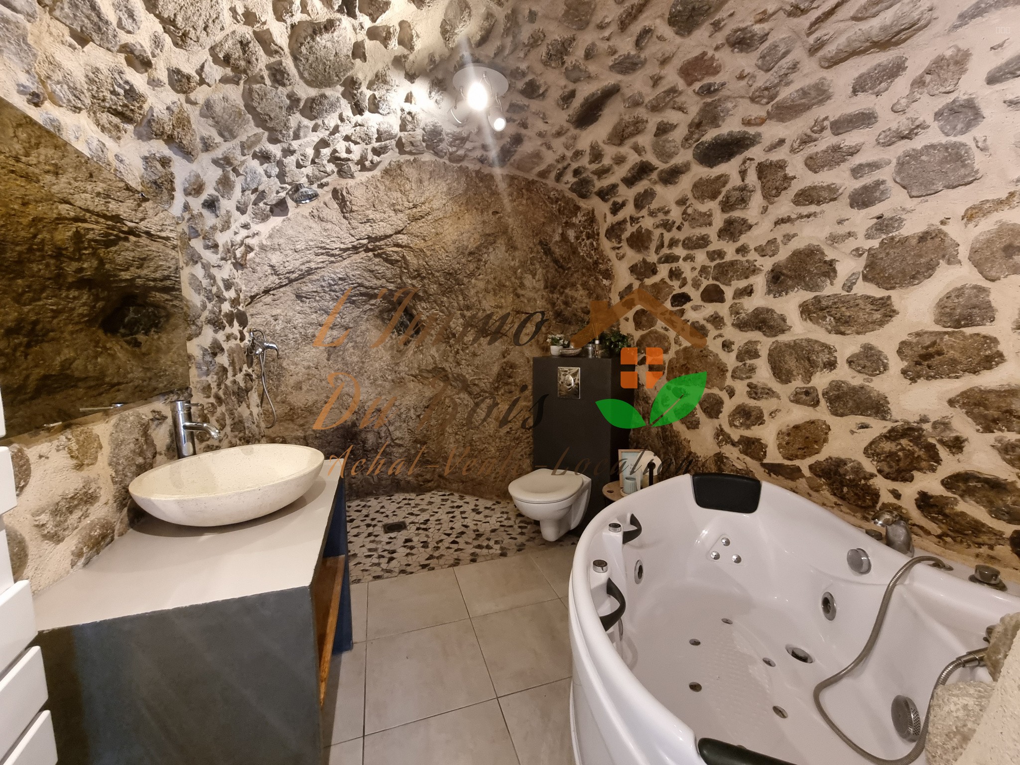 Coup de cœur assuré pour cette maison atypique — photo 11