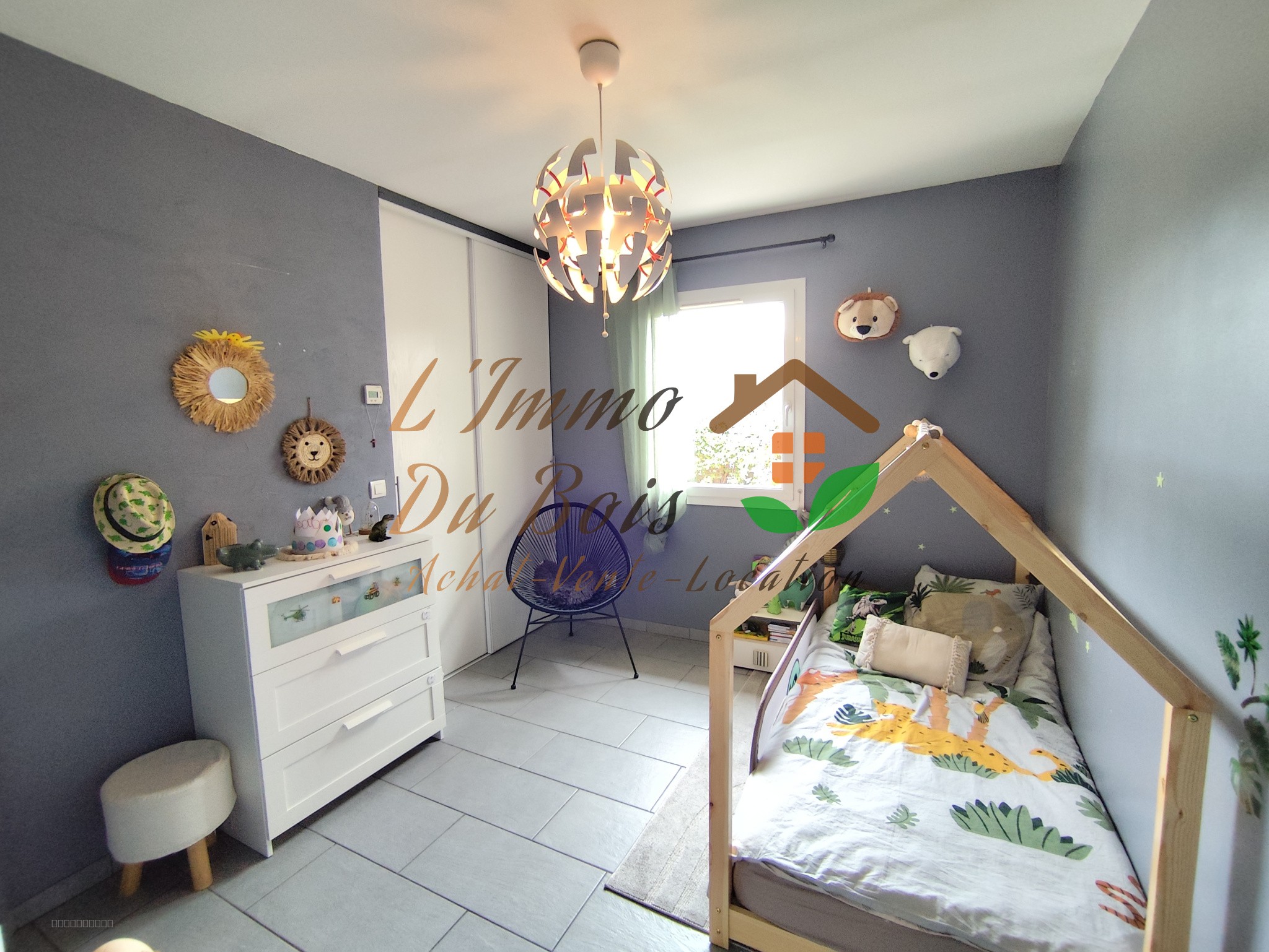 Maison individuelle avec jardin arboré et piscine — photo 8