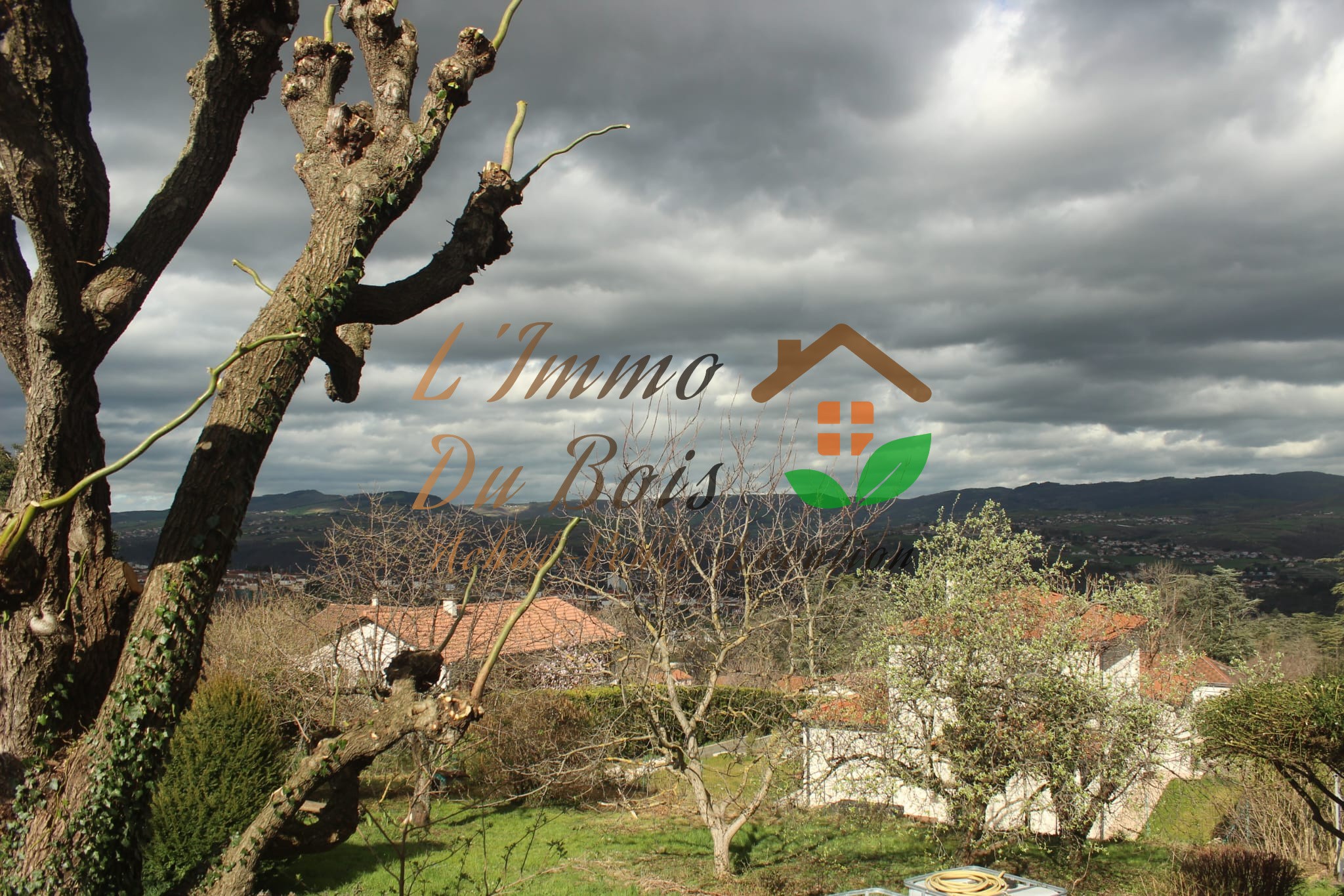À Vendre   Terrain de 900 m2 avec Vue Dégagée — photo 4