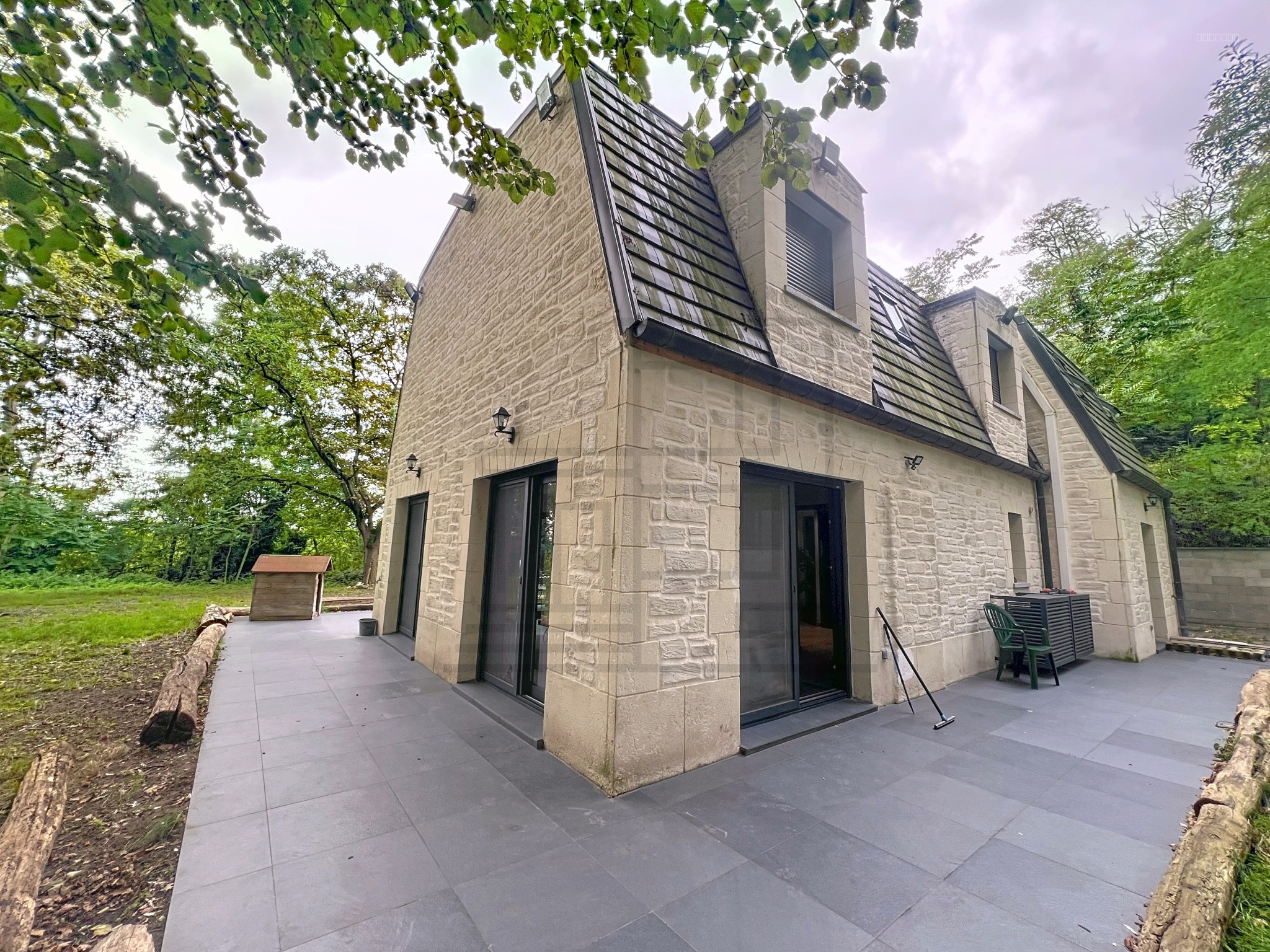 Maison 185 m2 avec chalet indépendant — photo 3