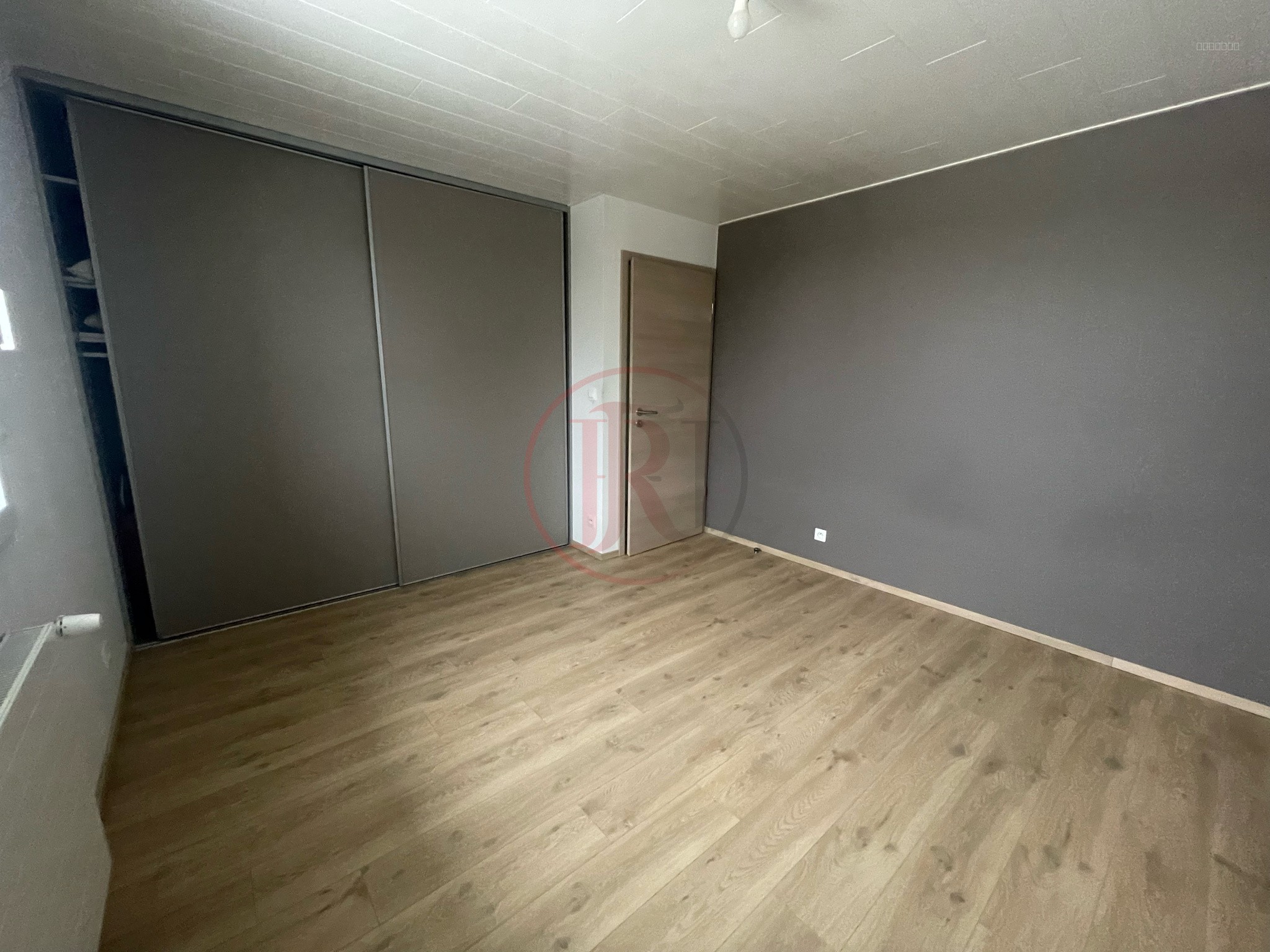 Maison en duplex 5 pièces avec terrasse et garage — photo 7