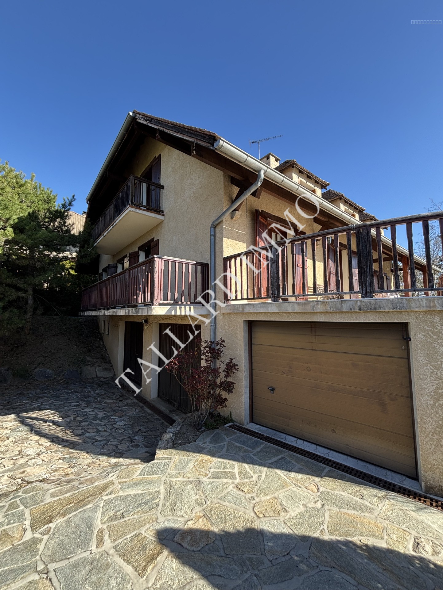 Gap, maison  deux appartement, 242 m2 + garage 178 m2 sur terrain 1570 m2 — photo 13