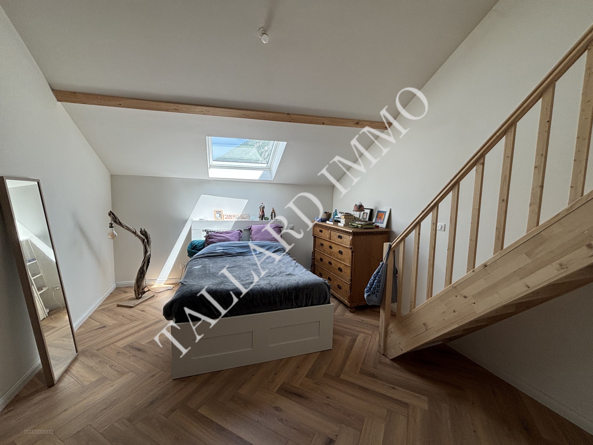 15 mn Gap, vaste bâtisse avec local commercial, appartement loft récent + potentiel pour plusieurs logements — photo 8
