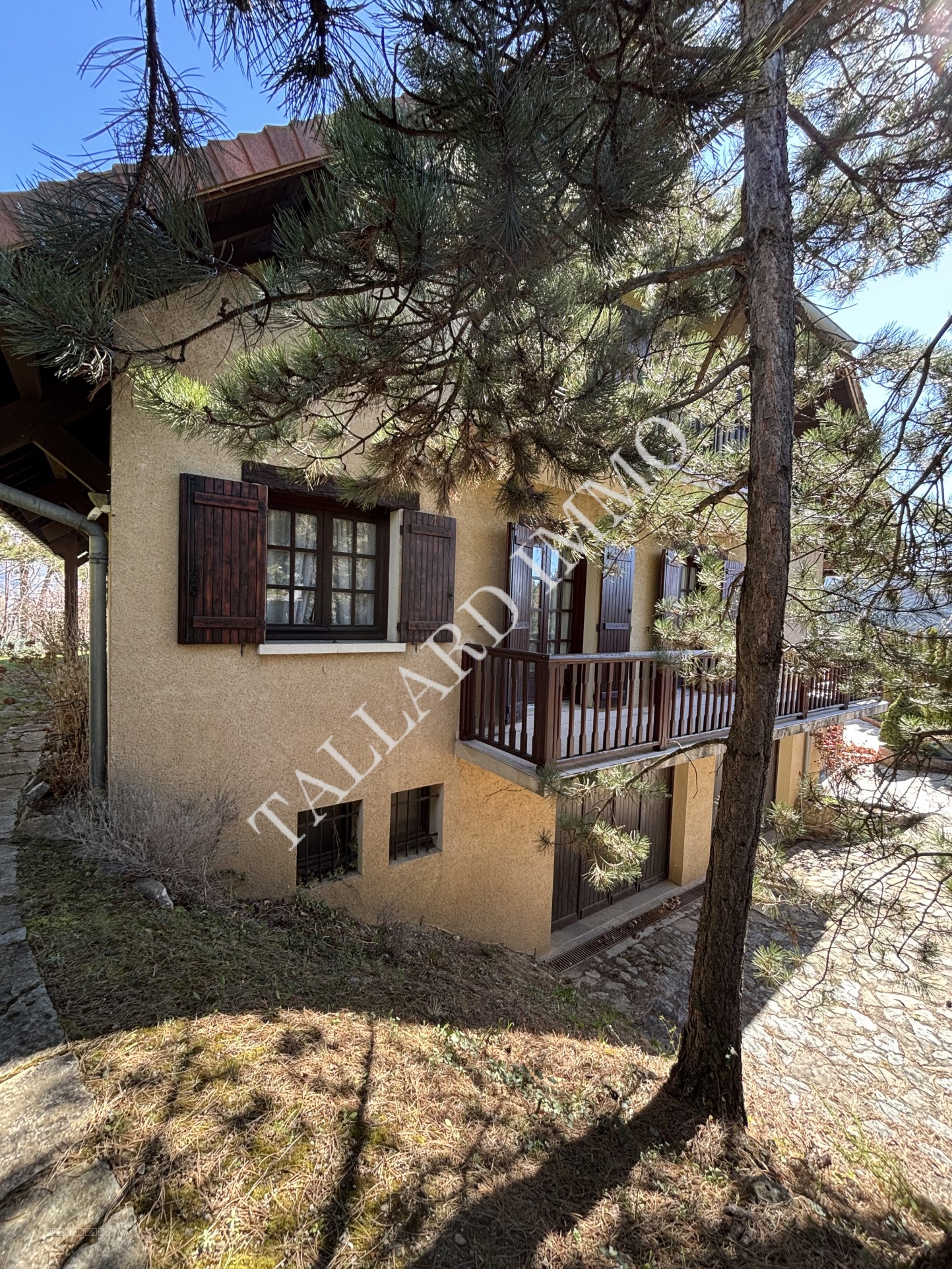 Gap, maison  deux appartement, 242 m2 + garage 178 m2 sur terrain 1570 m2 — photo 20