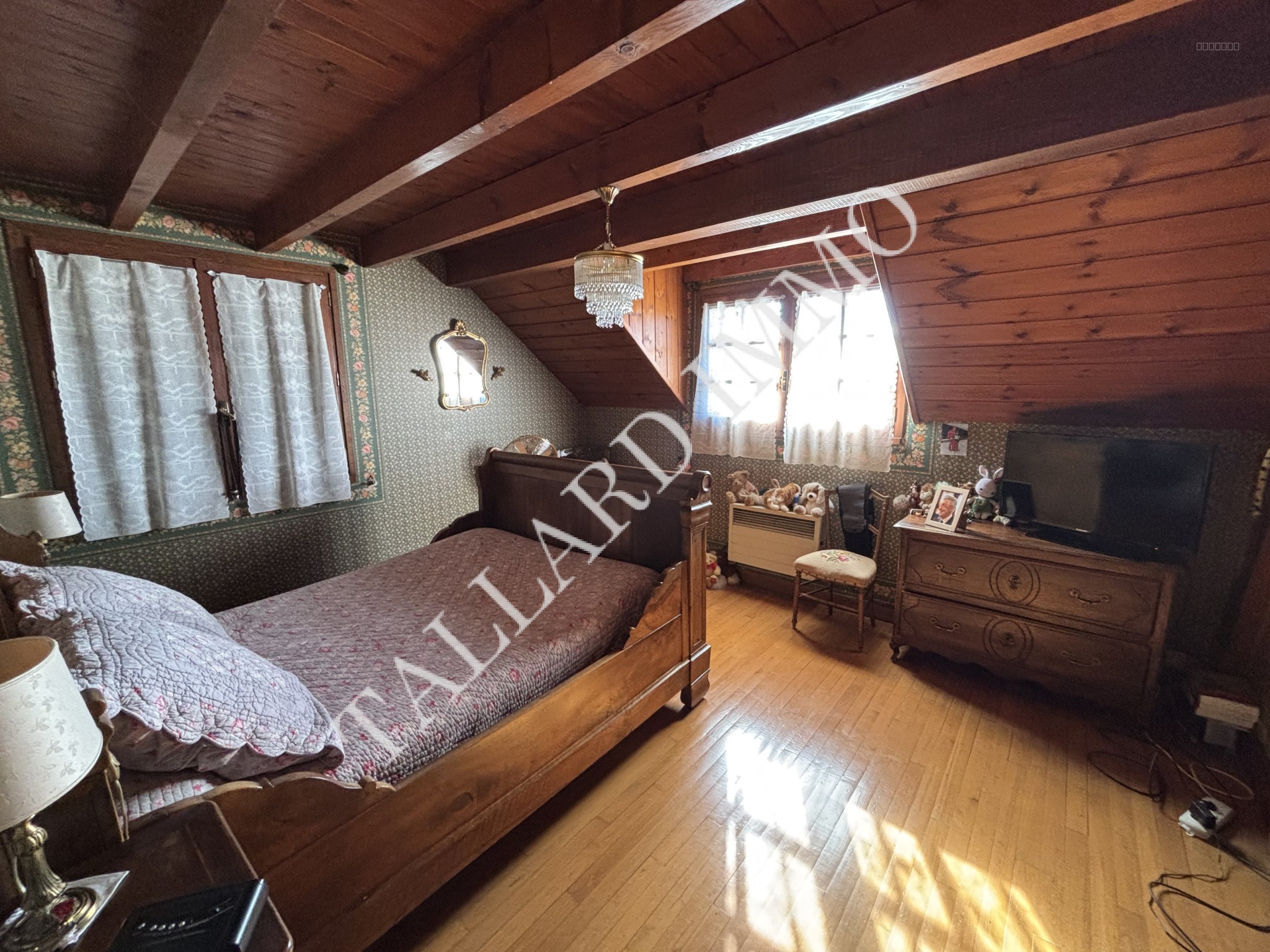 Gap, maison  deux appartement, 242 m2 + garage 178 m2 sur terrain 1570 m2 — photo 11