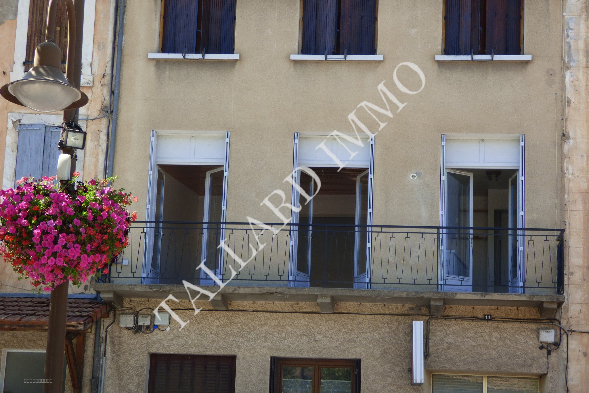 La Saulce rare ! Appartement de type 3 + vaste terrasse, garage, parking. — photo 14