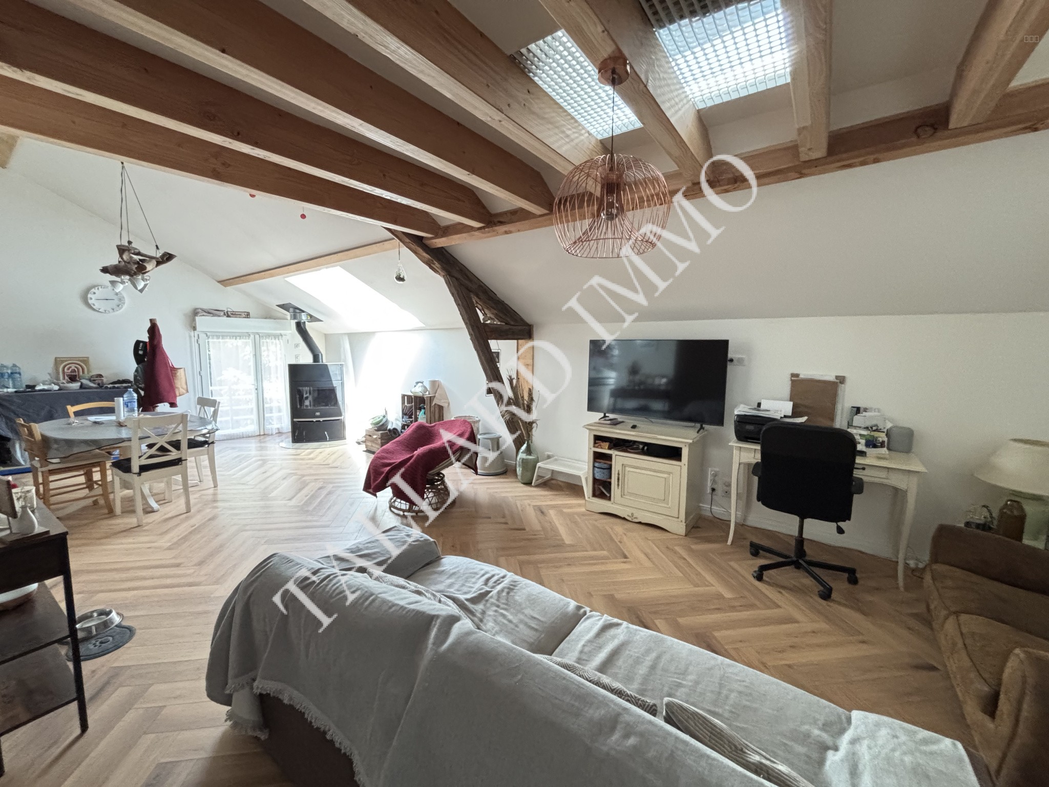 15 mn Gap, vaste bâtisse avec local commercial, appartement loft récent + potentiel pour plusieurs logements — photo 5