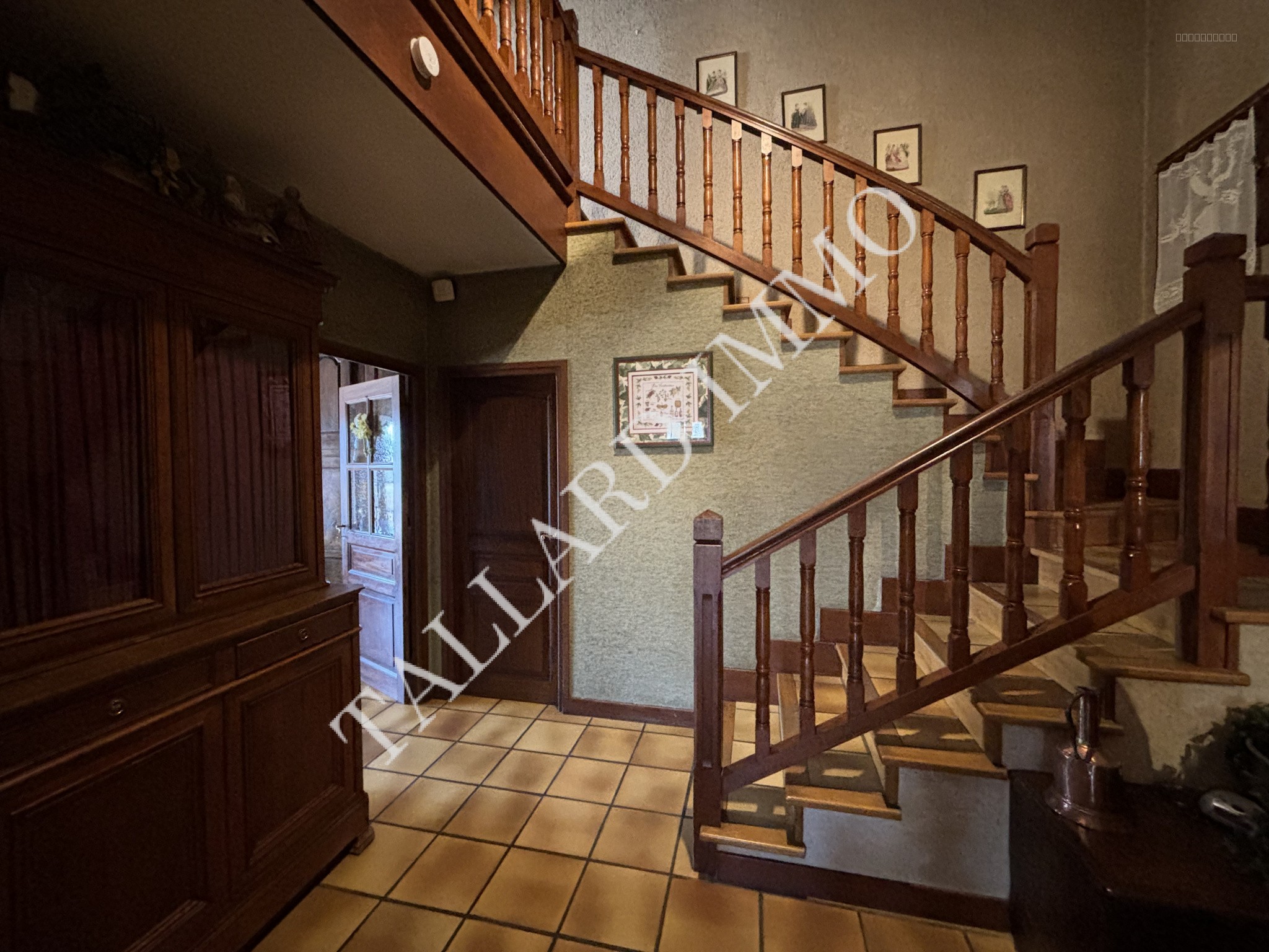 Gap, maison  deux appartement, 242 m2 + garage 178 m2 sur terrain 1570 m2 — photo 9