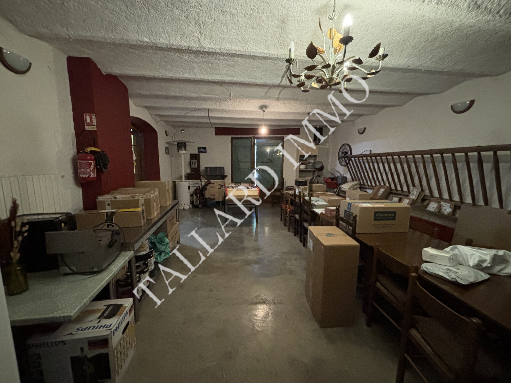 15 mn Gap, vaste bâtisse avec local commercial, appartement loft récent + potentiel pour plusieurs logements — photo 17